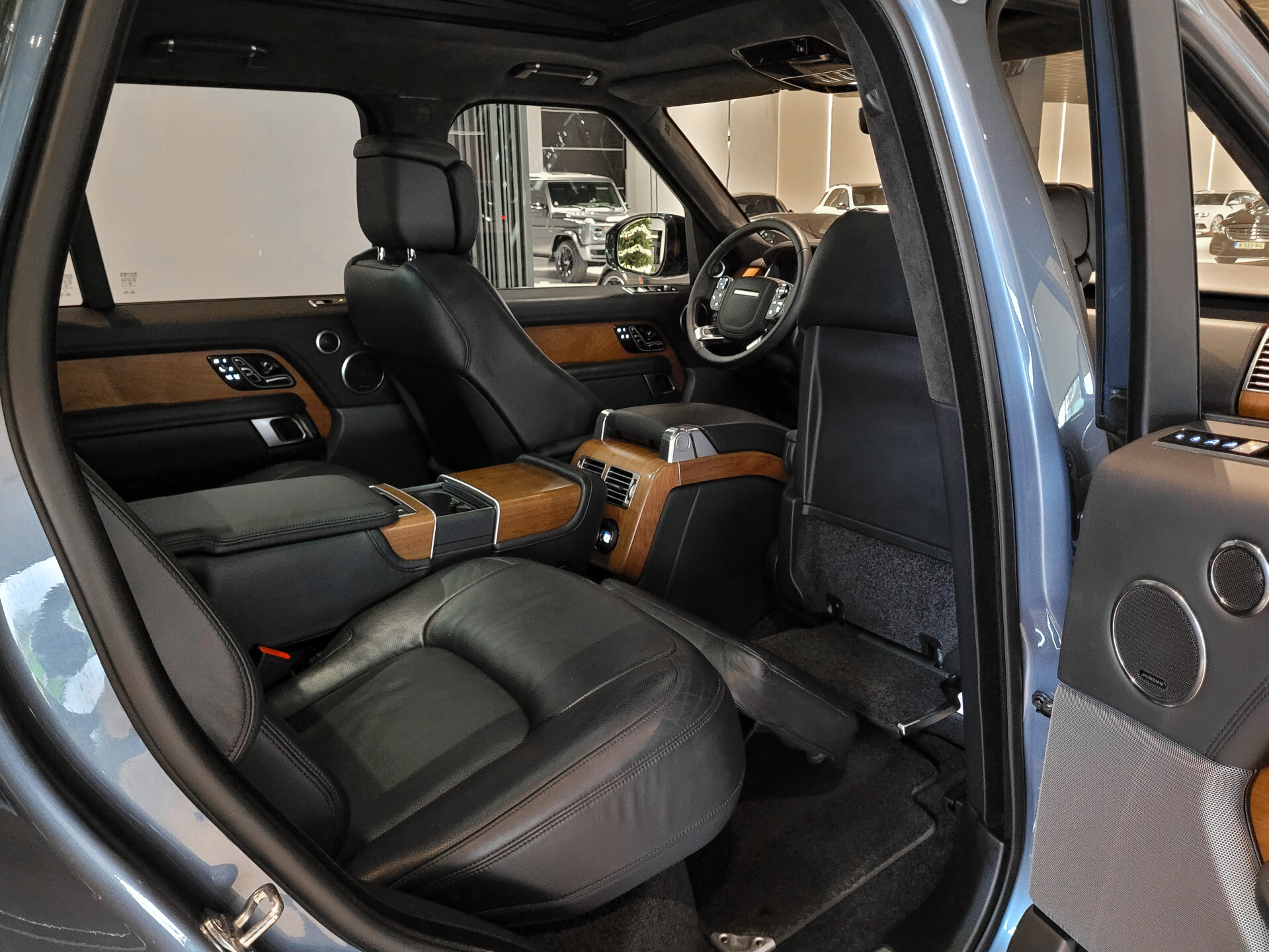 Land Rover Range Rover 4.4 SDV8 Autobiography SVO|Full options|volledig historie|NL auto Foto 33