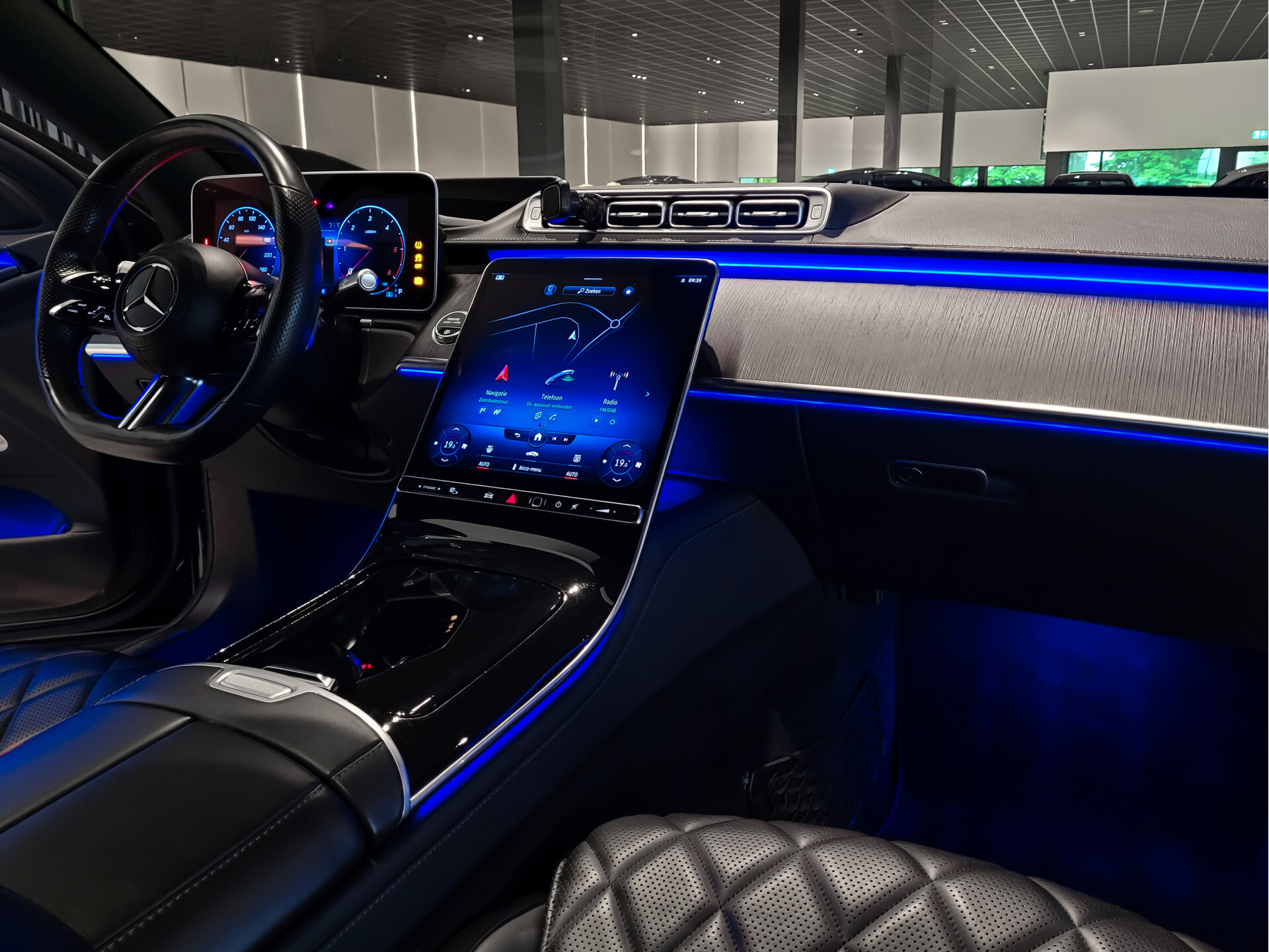 Mercedes-Benz S-Klasse 400d 4MATIC Lang  Foto 29