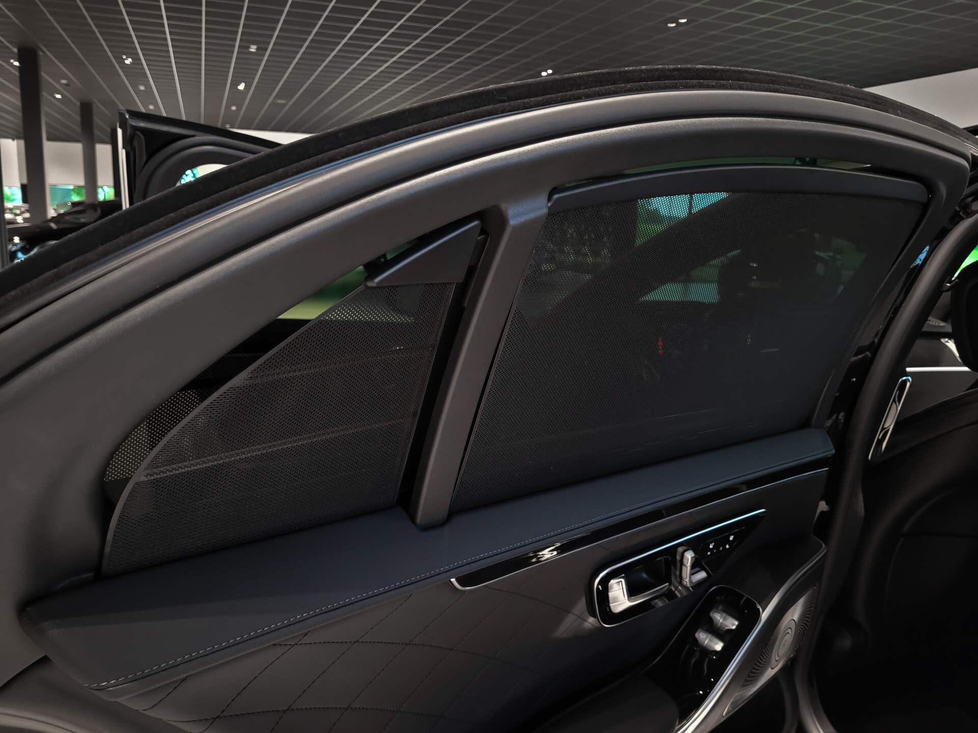 Mercedes-Benz S-Klasse 400d 4MATIC Lang  Foto 31