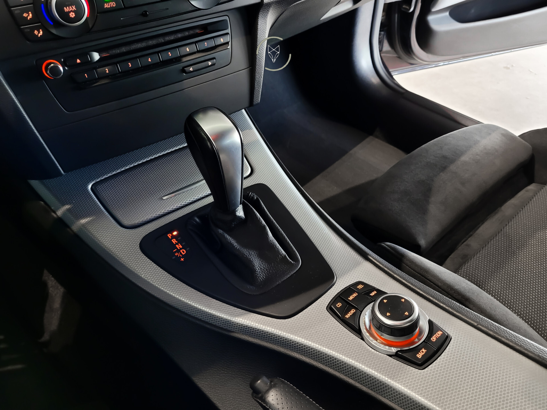 BMW 3 Serie Touring 318i M Sport Edition NL-auto|Pano|Shadowline|Trekhaak|Xenon|Aut6 Foto 20