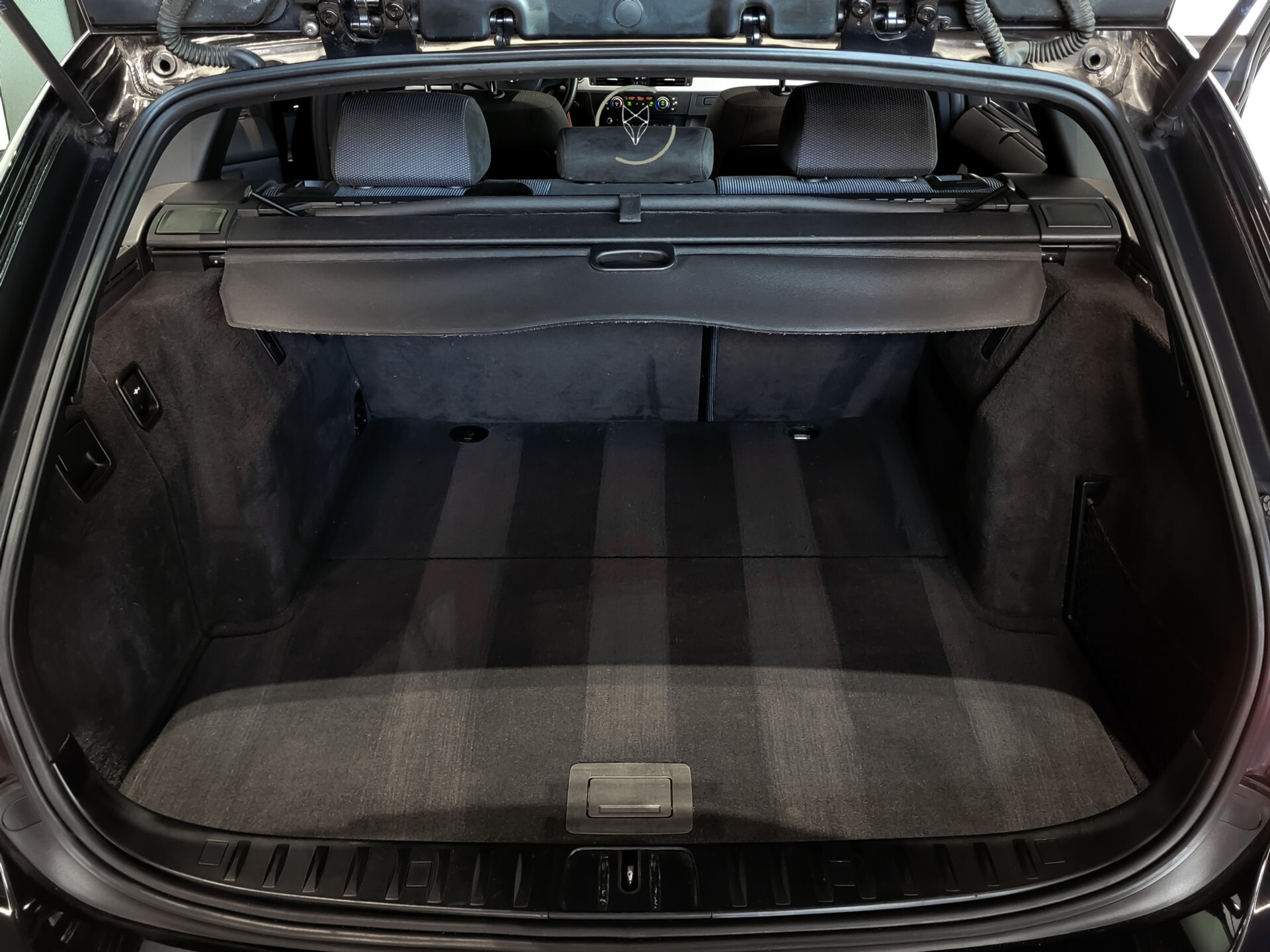 BMW 3 Serie Touring 318i M Sport Edition NL-auto|Pano|Shadowline|Trekhaak|Xenon|Aut6 Foto 29