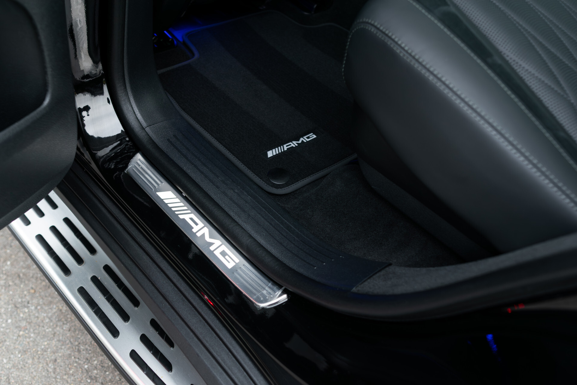 Mercedes-Benz GLE AMG 63 S 4M+ Facelift Carbon|Standkachel|Massage|Ruitleder|Burmester|HUD|Keyless|ACC|Softclose|Trekhaak Foto 36