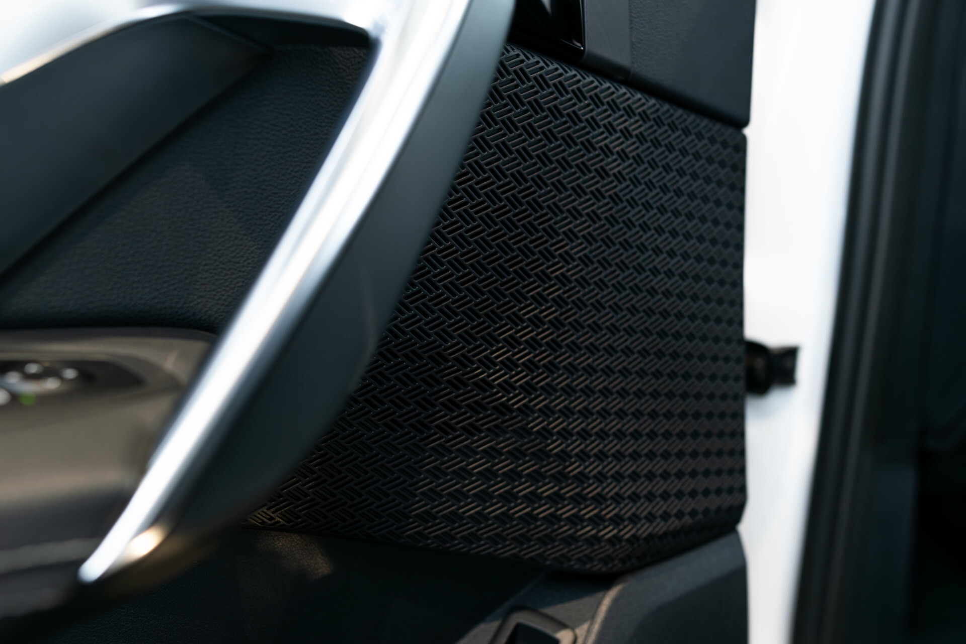 BMW iX1 xDrive30 M-sport Launch Edition 67 kWh Pano|Harman-Kardon|Massage|Incl. BTW Foto 14