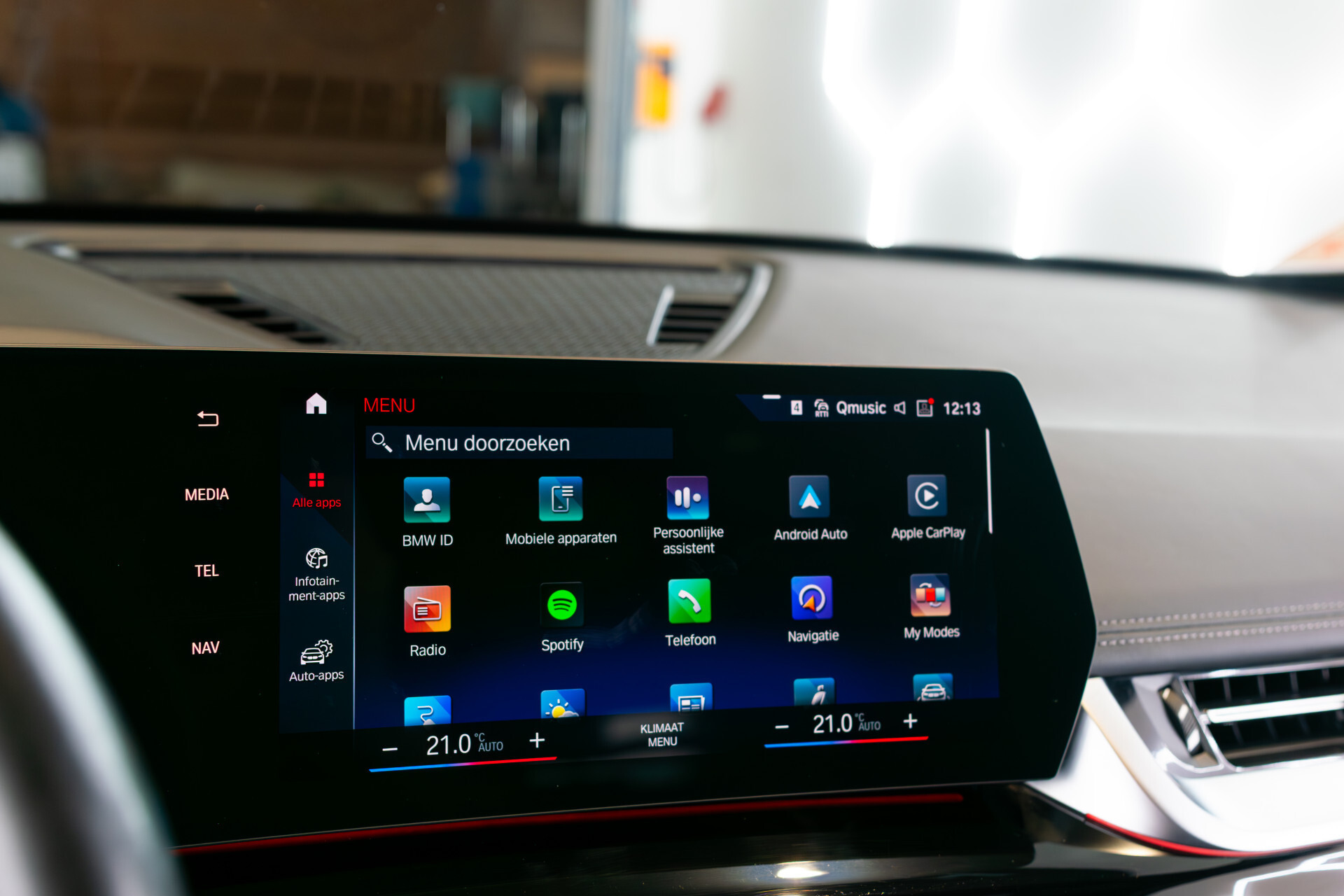 BMW iX1 xDrive30 M-sport Launch Edition 67 kWh Pano|Harman-Kardon|Massage|Incl. BTW Foto 17