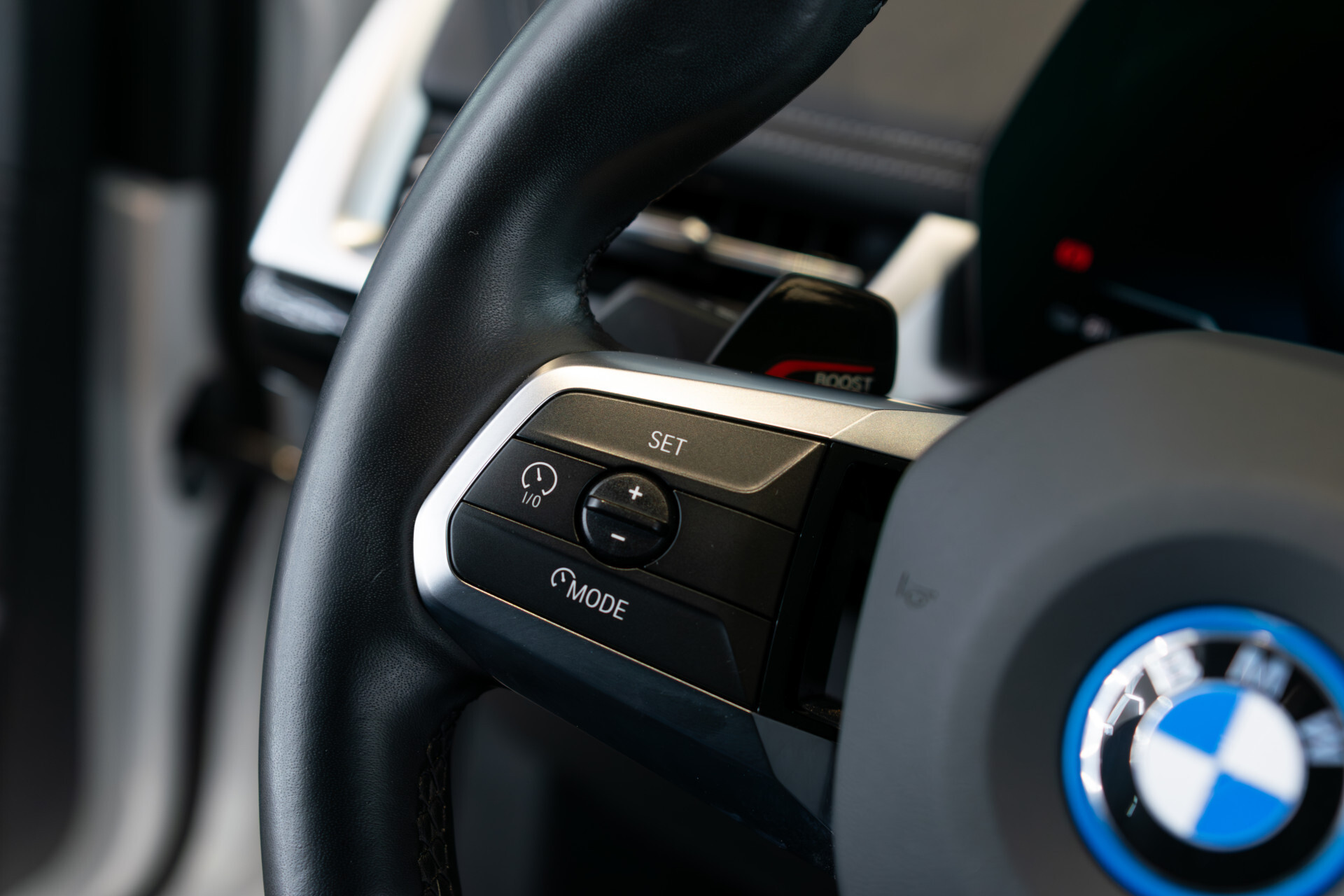 BMW iX1 xDrive30 M-sport Launch Edition 67 kWh Pano|Harman-Kardon|Massage|Incl. BTW Foto 24