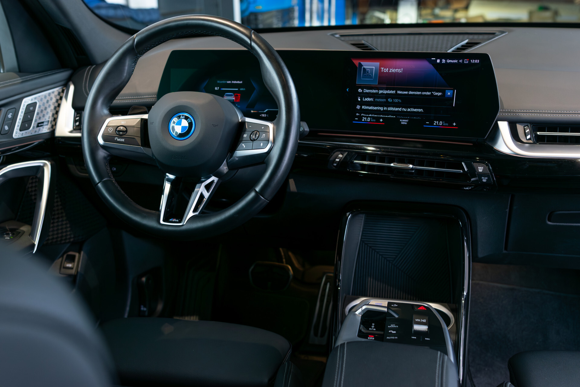 BMW iX1 xDrive30 M-sport Launch Edition 67 kWh Pano|Harman-Kardon|Massage|Incl. BTW Foto 42