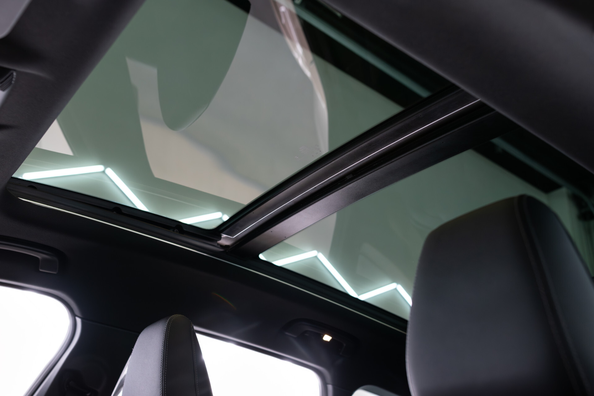 BMW iX1 xDrive30 M-sport Launch Edition 67 kWh Pano|Harman-Kardon|Massage|Incl. BTW Foto 44