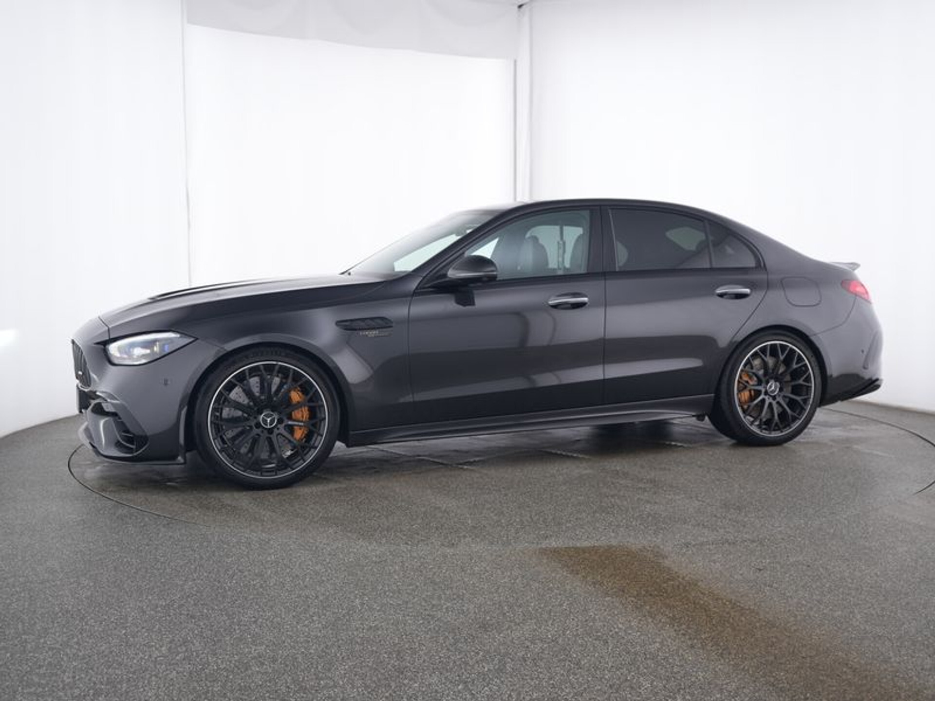 Mercedes-Benz C-Klasse AMG 63 S E Performance 4M+ 680 pk|Ceramic|Full Carbon|Aerodynamica|Night II|Performance Sound|20"|Premium Plus Foto 1