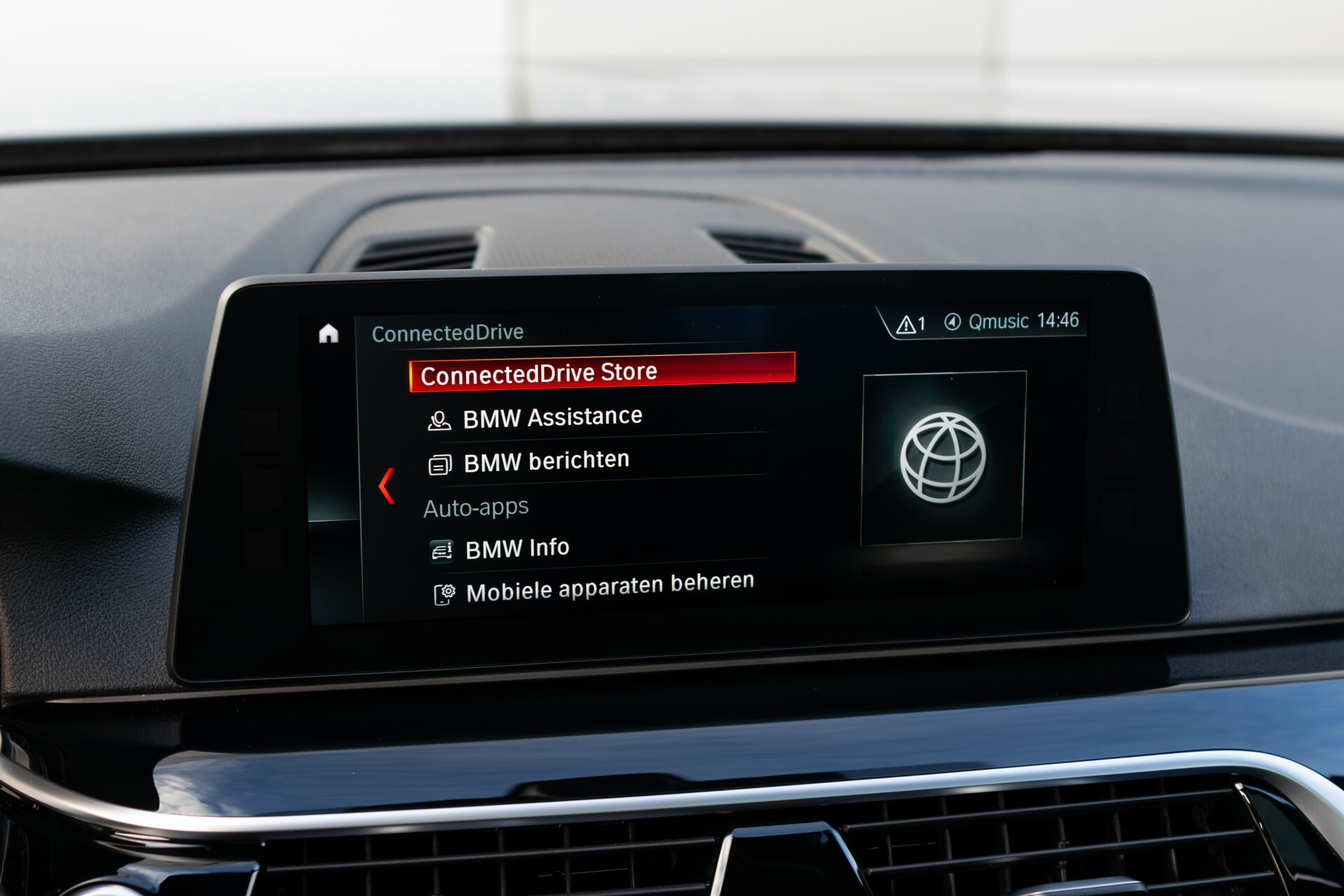 BMW 5 Serie 530i M-sport High Executive|ACC|Keyless|Pano Foto 15