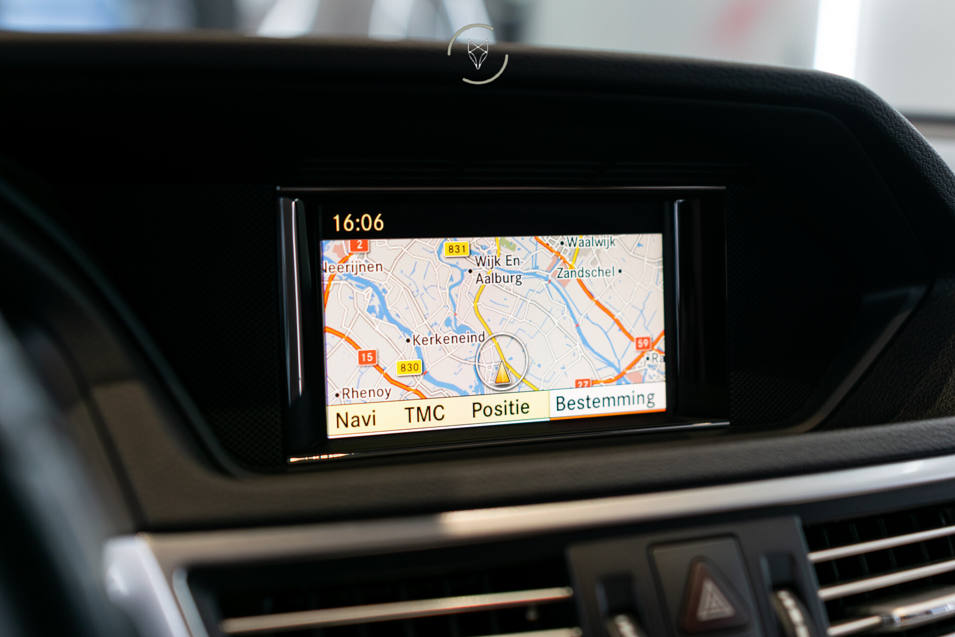 Mercedes-Benz E-Klasse Estate 200 CGI Edition Sport Leder | Trekhaak | Xenon | Verw-stoelen | LED | Privacyglas | Aut7 Foto 17