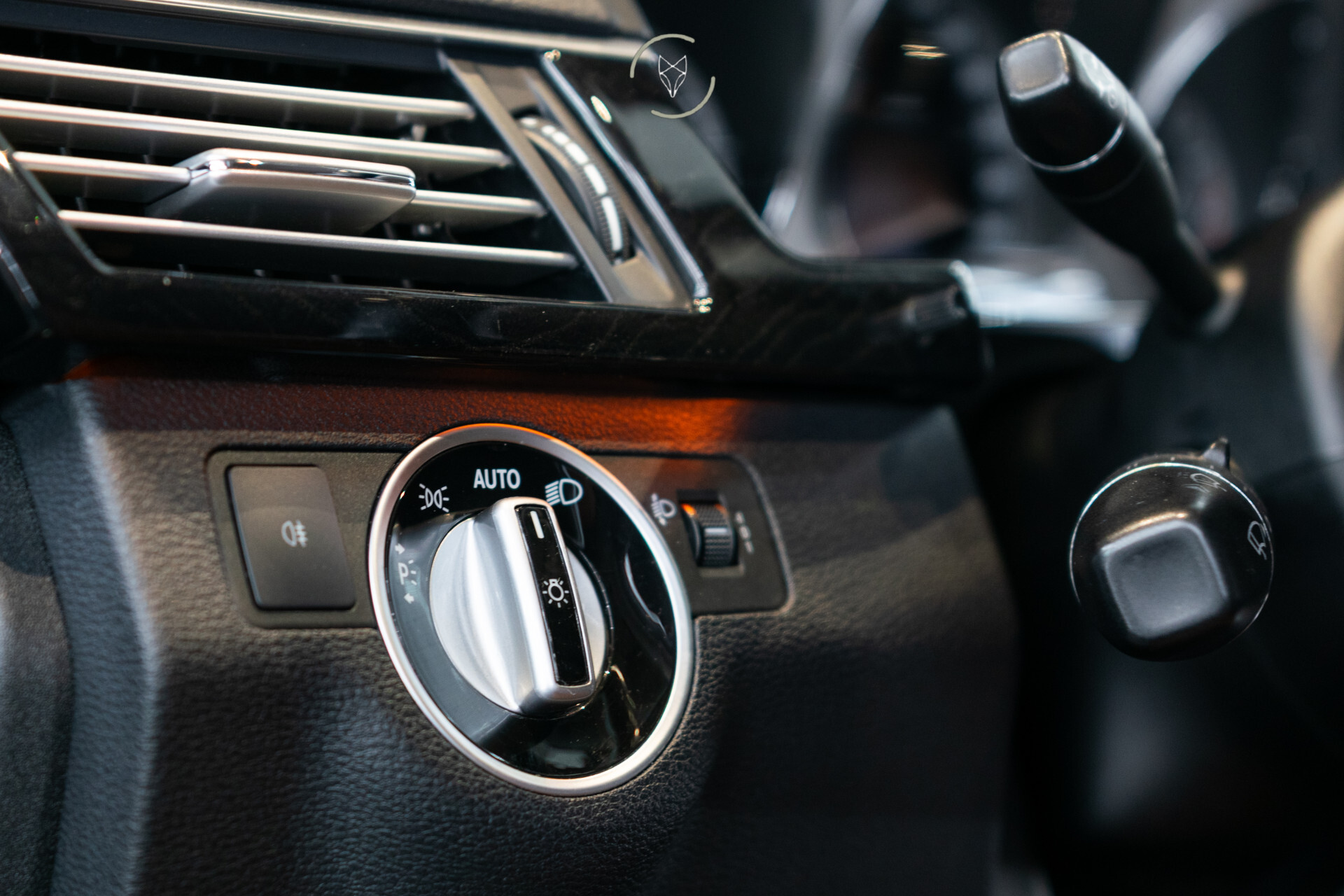 Mercedes-Benz E-Klasse Estate 200 CGI Edition Sport Leder | Trekhaak | Xenon | Verw-stoelen | LED | Privacyglas | Aut7 Foto 18