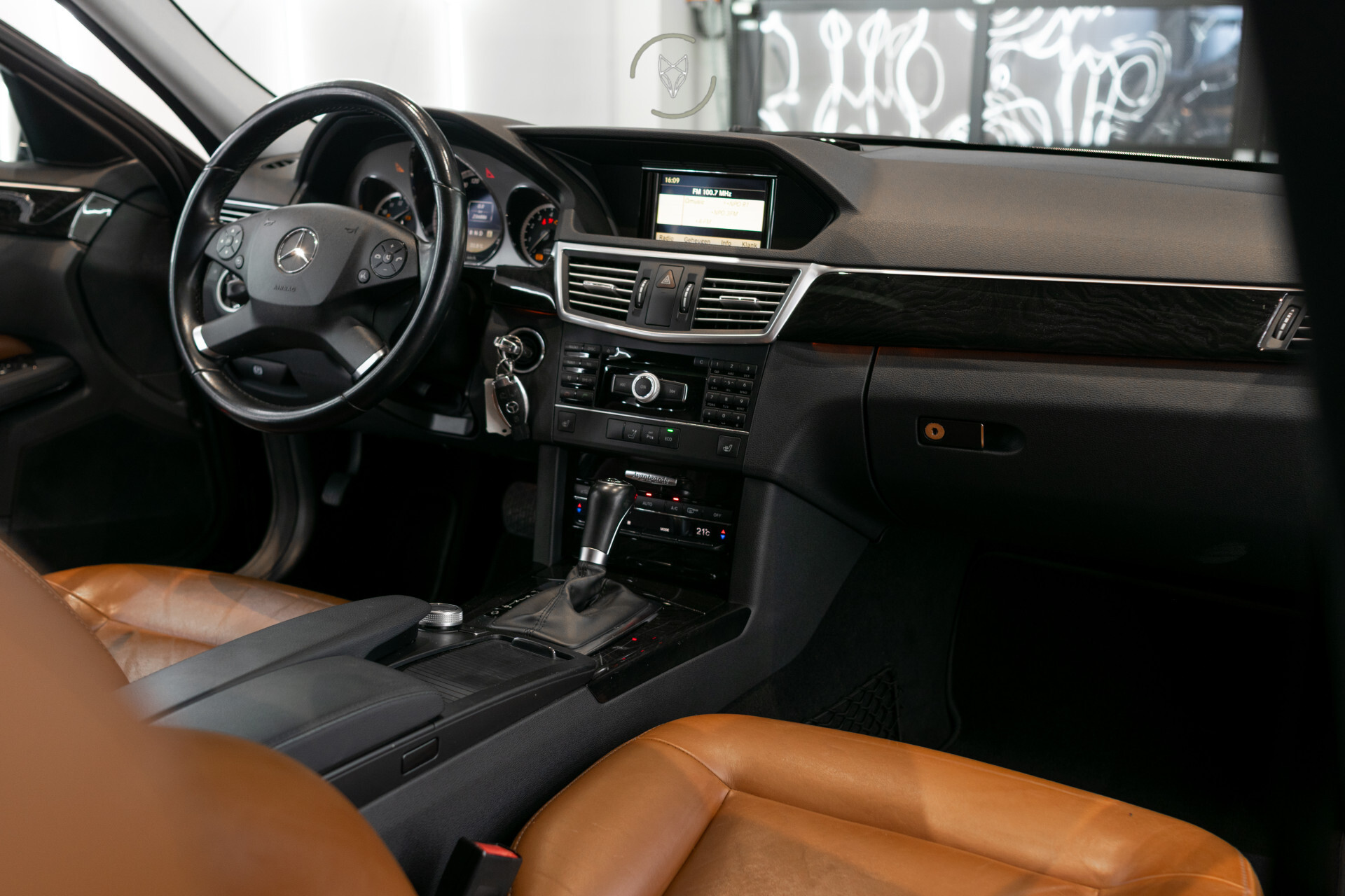 Mercedes-Benz E-Klasse Estate 200 CGI Edition Sport Leder | Trekhaak | Xenon | Verw-stoelen | LED | Privacyglas | Aut7 Foto 28