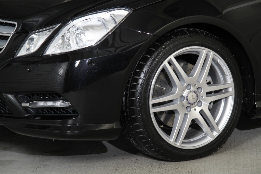 Mercedes-Benz E-Klasse 250 BE Cabriolet AMG Comand/Sound Aut7 Foto 15