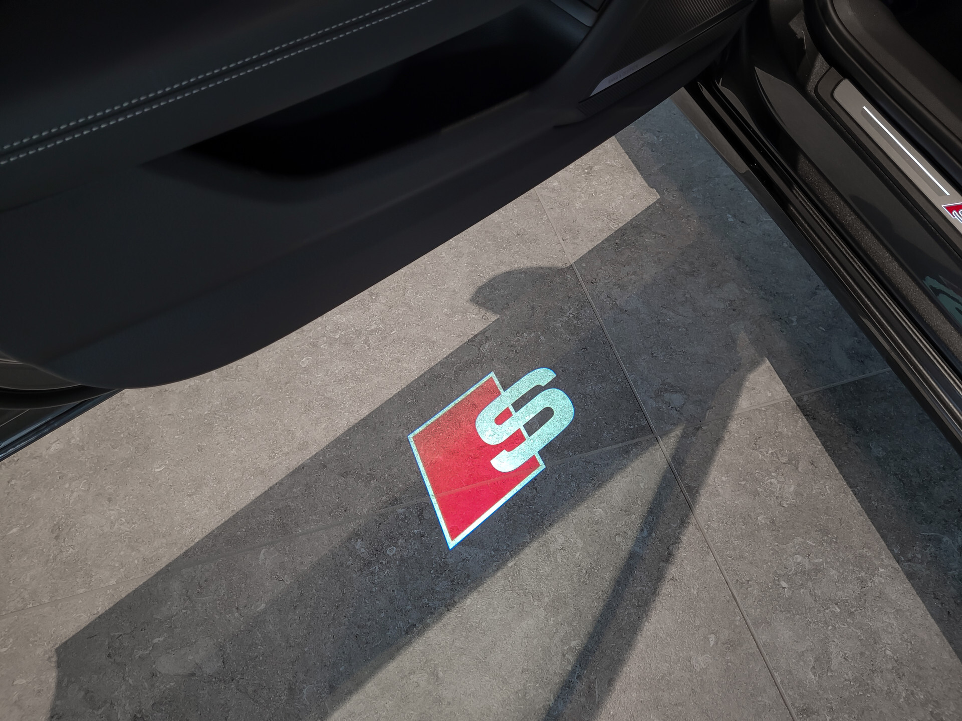 Audi A6 Avant 55 TFSI e quattro Pro Line S Competition NIEUW|B&O 3D|Sportstoelen+|Comfortsleutel|HUD|Fijnnappa|21"|Zwart optiek Foto 14