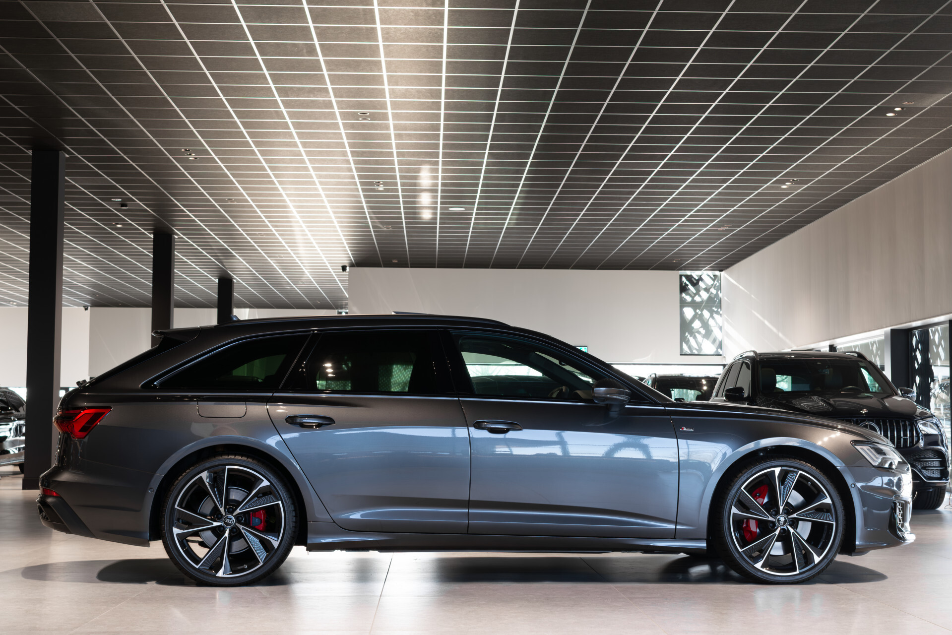 Audi A6 Avant 55 TFSI e quattro Pro Line S Competition NIEUW|B&O 3D|Sportstoelen+|Comfortsleutel|HUD|Fijnnappa|21"|Zwart optiek Foto 3