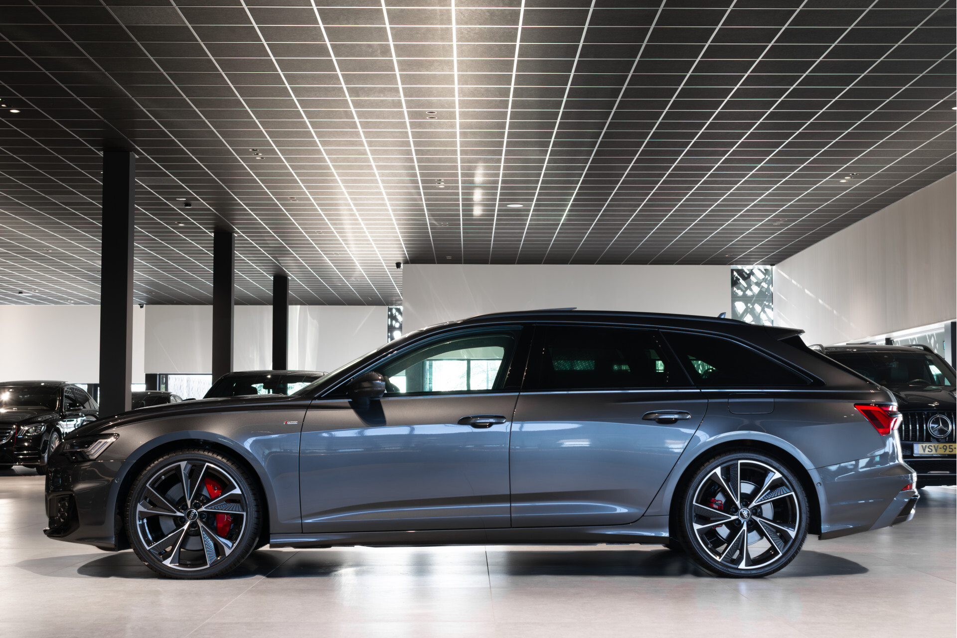 Audi A6 Avant 55 TFSI e quattro Pro Line S Competition NIEUW|B&O 3D|Sportstoelen+|Comfortsleutel|HUD|Fijnnappa|21"|Zwart optiek Foto 4