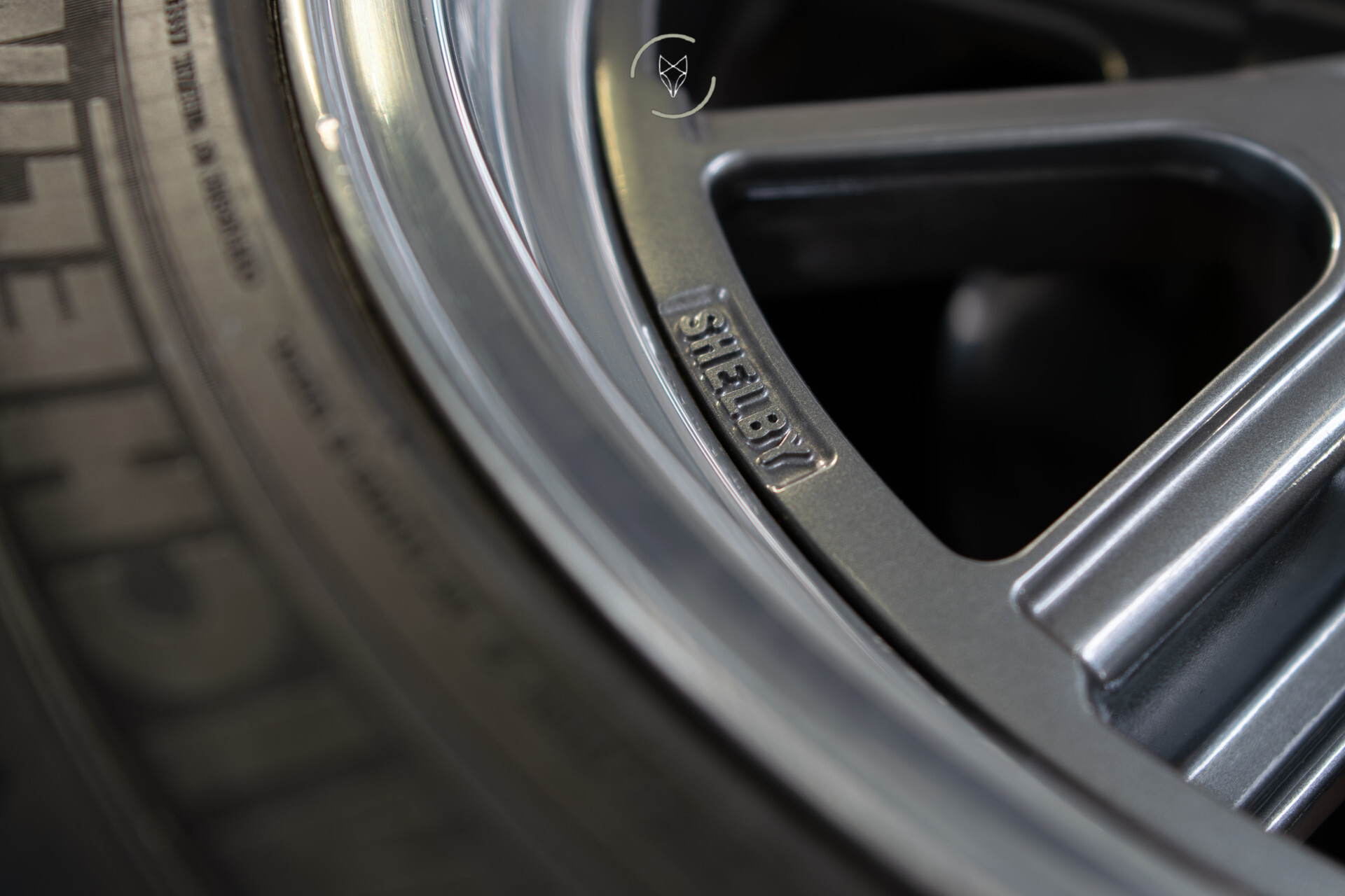 Ford 1965 Ford Mustang Shelby GT350 Frame-Off Restomod Tribute 604 HP | Volledig gedocumenteerd Foto 54