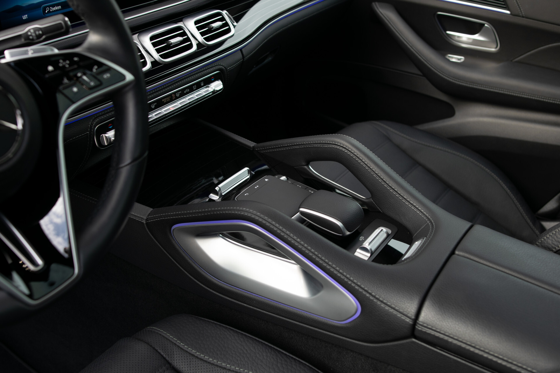 Mercedes-Benz GLE Coupé 450 d 4MATIC AMG Line Premium Plus Night | Luchtvering | ACC | HUD | Burmester | Keyless | Fabrieksgarantie Foto 13