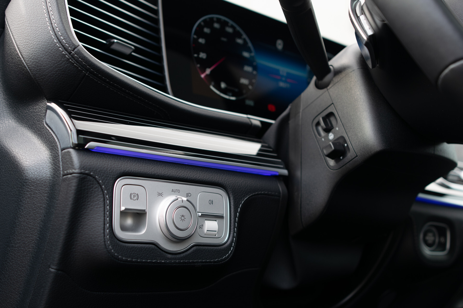 Mercedes-Benz GLE Coupé 450 d 4MATIC AMG Line Premium Plus Night | Luchtvering | ACC | HUD | Burmester | Keyless | Fabrieksgarantie Foto 14