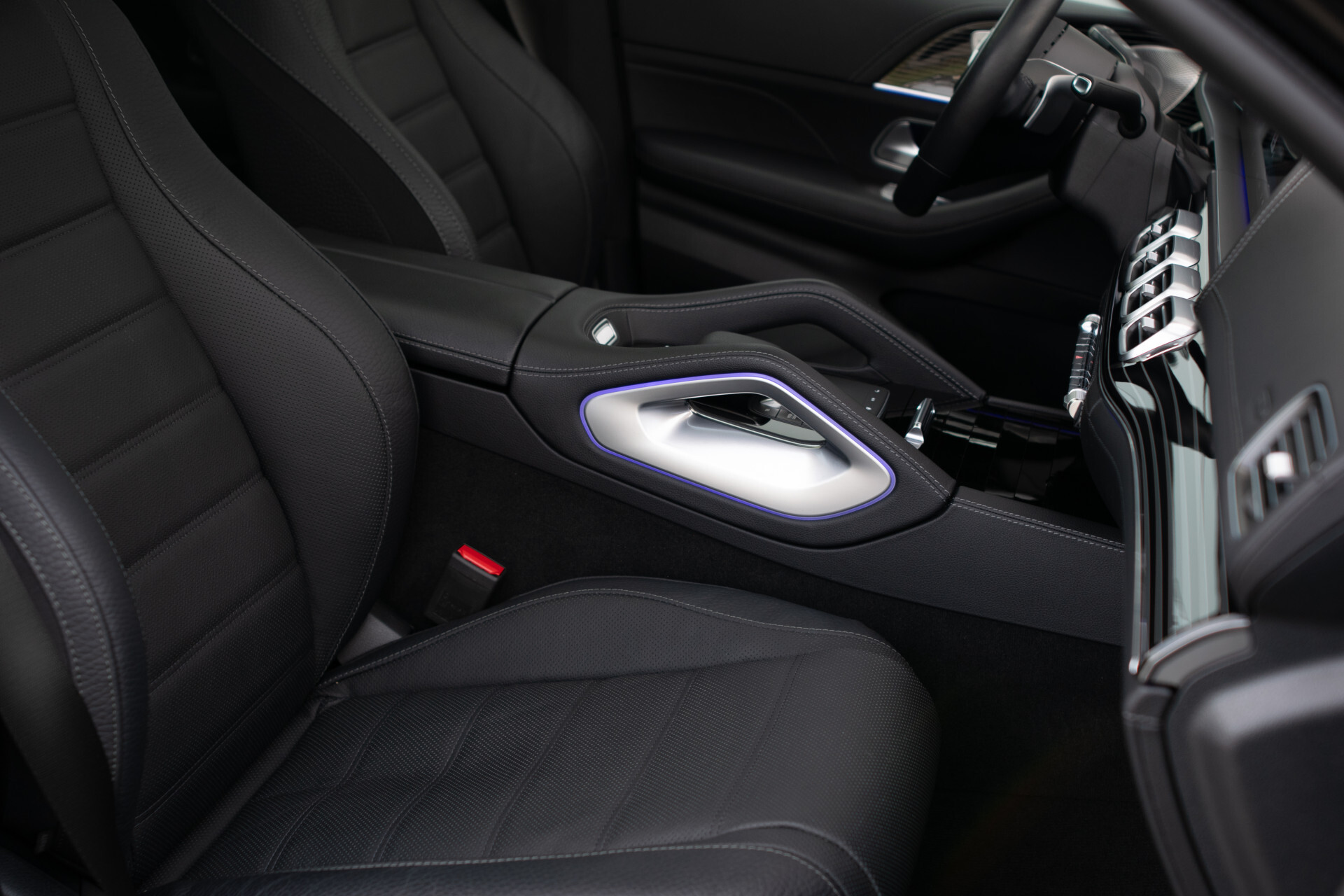 Mercedes-Benz GLE Coupé 450 d 4MATIC AMG Line Premium Plus Night | Luchtvering | ACC | HUD | Burmester | Keyless | Fabrieksgarantie Foto 15