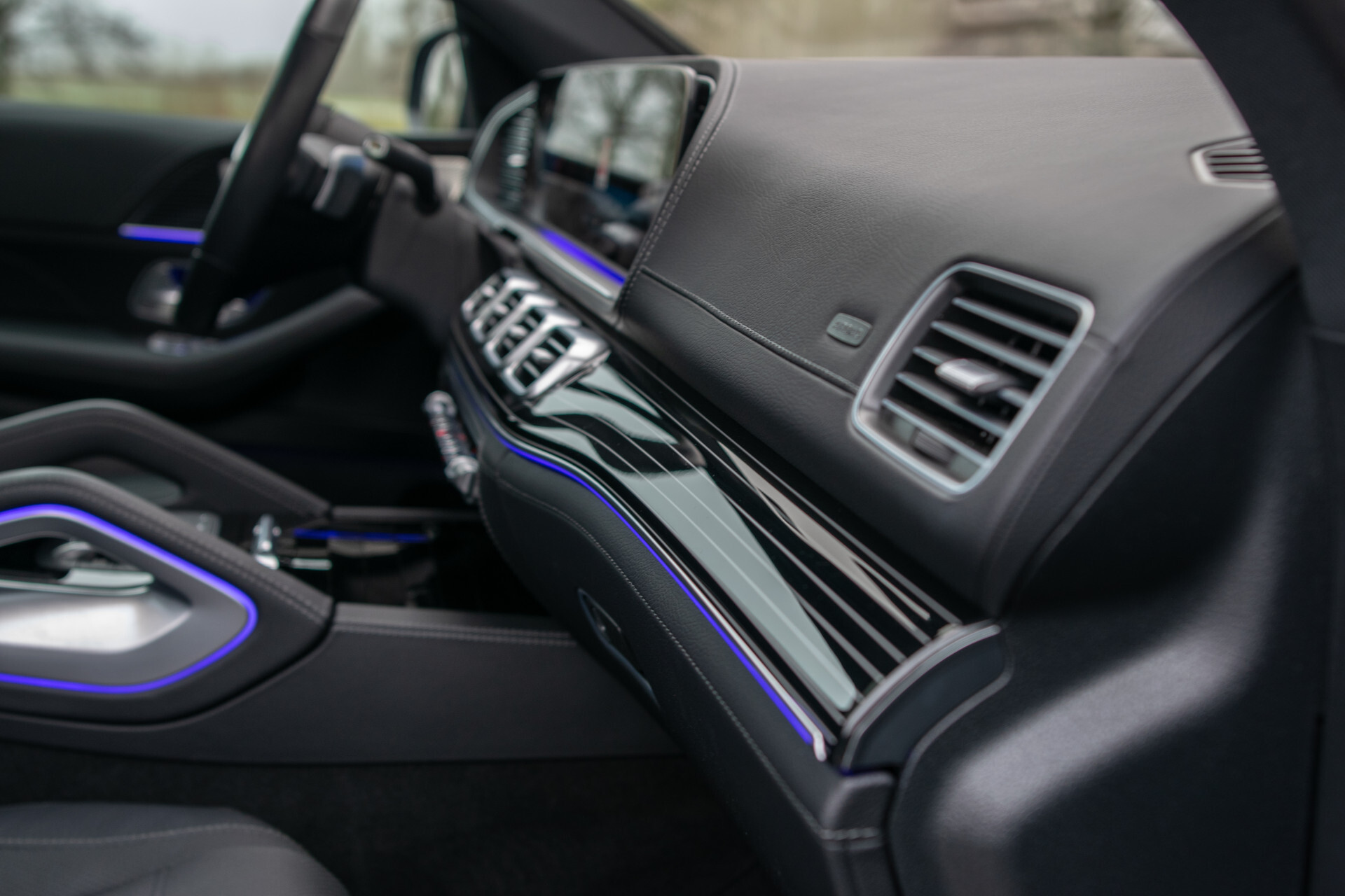 Mercedes-Benz GLE Coupé 450 d 4MATIC AMG Line Premium Plus Night | Luchtvering | ACC | HUD | Burmester | Keyless | Fabrieksgarantie Foto 38