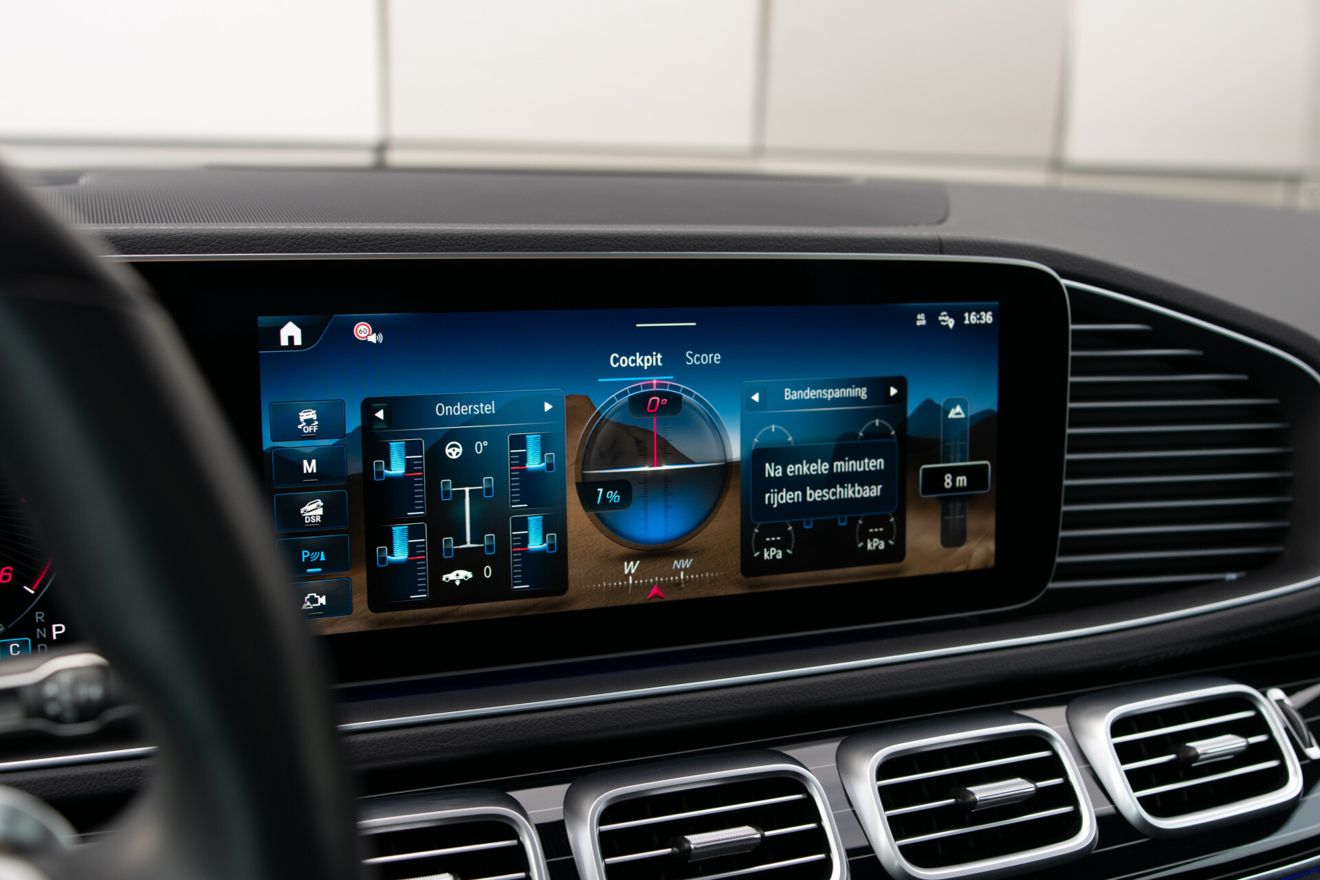 Mercedes-Benz GLE Coupé 450 d 4MATIC AMG Line Premium Plus Night | Luchtvering | ACC | HUD | Burmester | Keyless | Fabrieksgarantie Foto 45