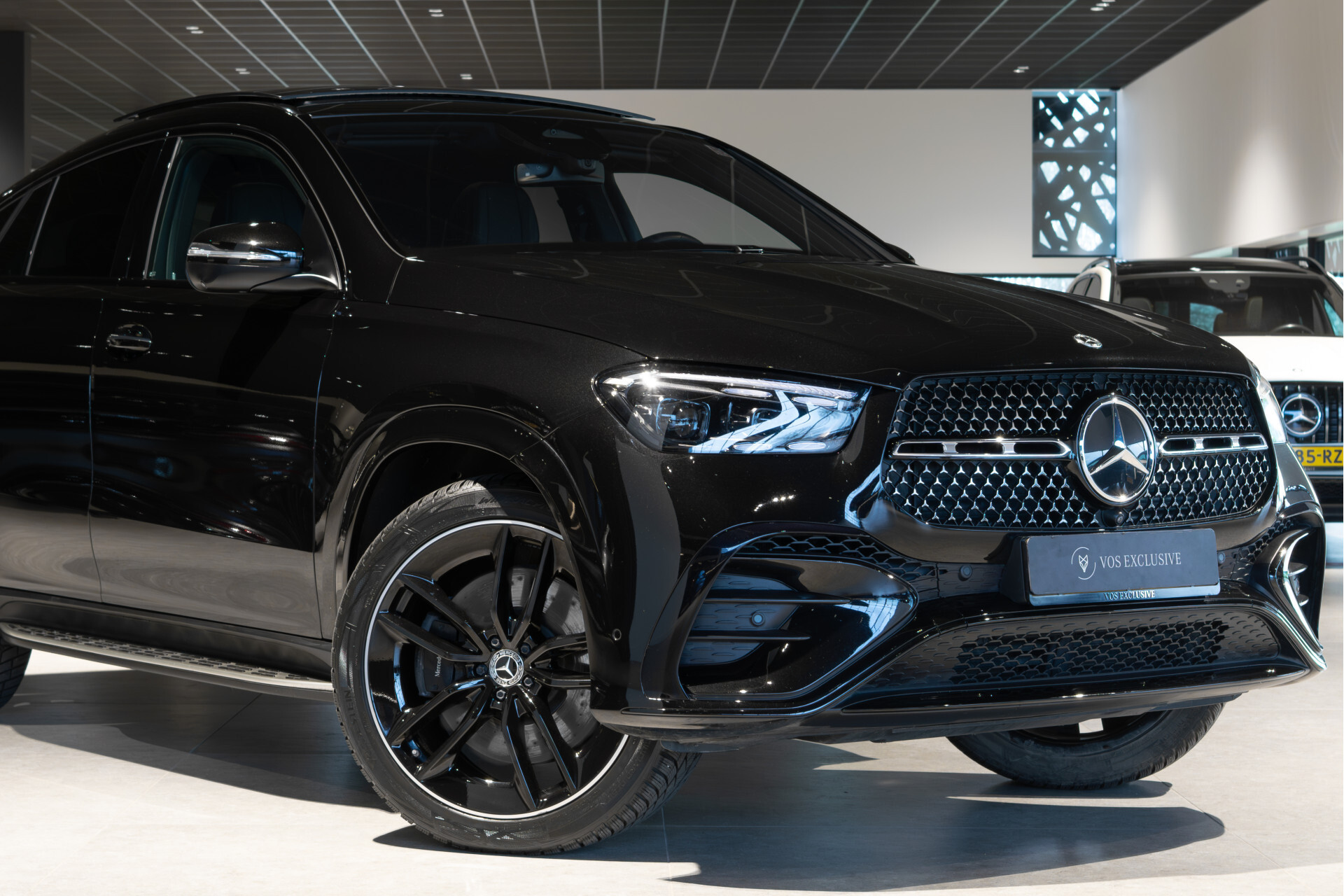 Mercedes-Benz GLE Coupé 450 d 4MATIC AMG Line Premium Plus Night | Luchtvering | ACC | HUD | Burmester | Keyless | Fabrieksgarantie Foto 54