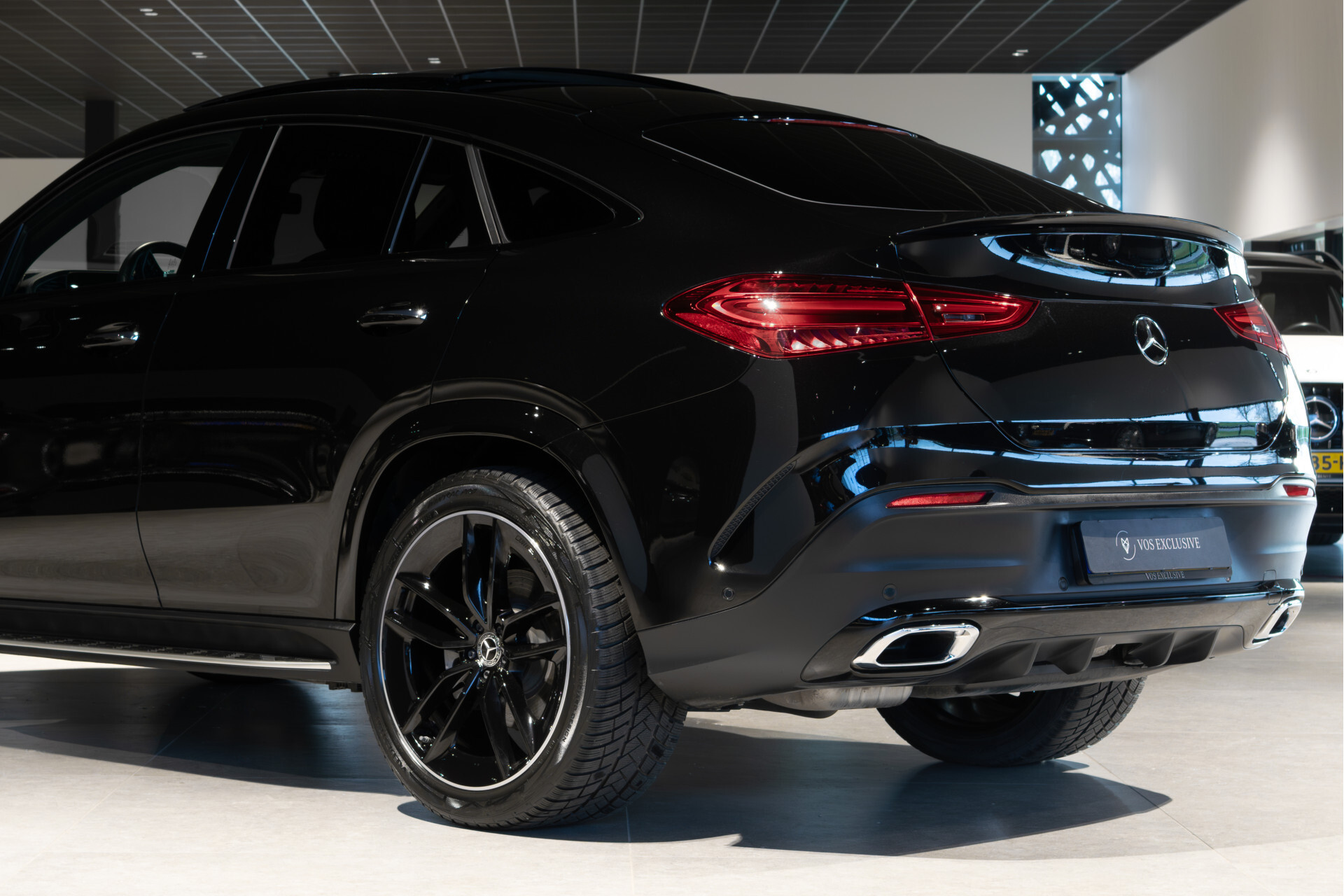 Mercedes-Benz GLE Coupé 450 d 4MATIC AMG Line Premium Plus Night | Luchtvering | ACC | HUD | Burmester | Keyless | Fabrieksgarantie Foto 55