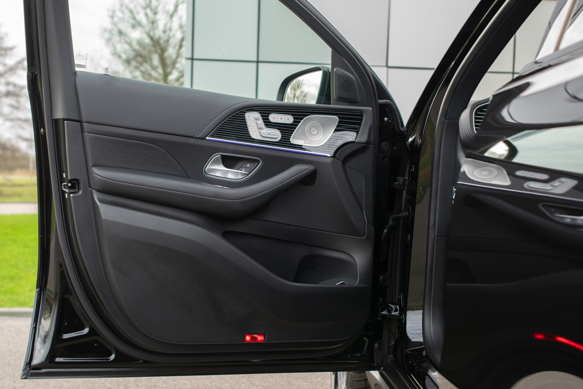 Mercedes-Benz GLE Coupé 450 d 4MATIC AMG Line Premium Plus Night | Luchtvering | ACC | HUD | Burmester | Keyless | Fabrieksgarantie Foto 6