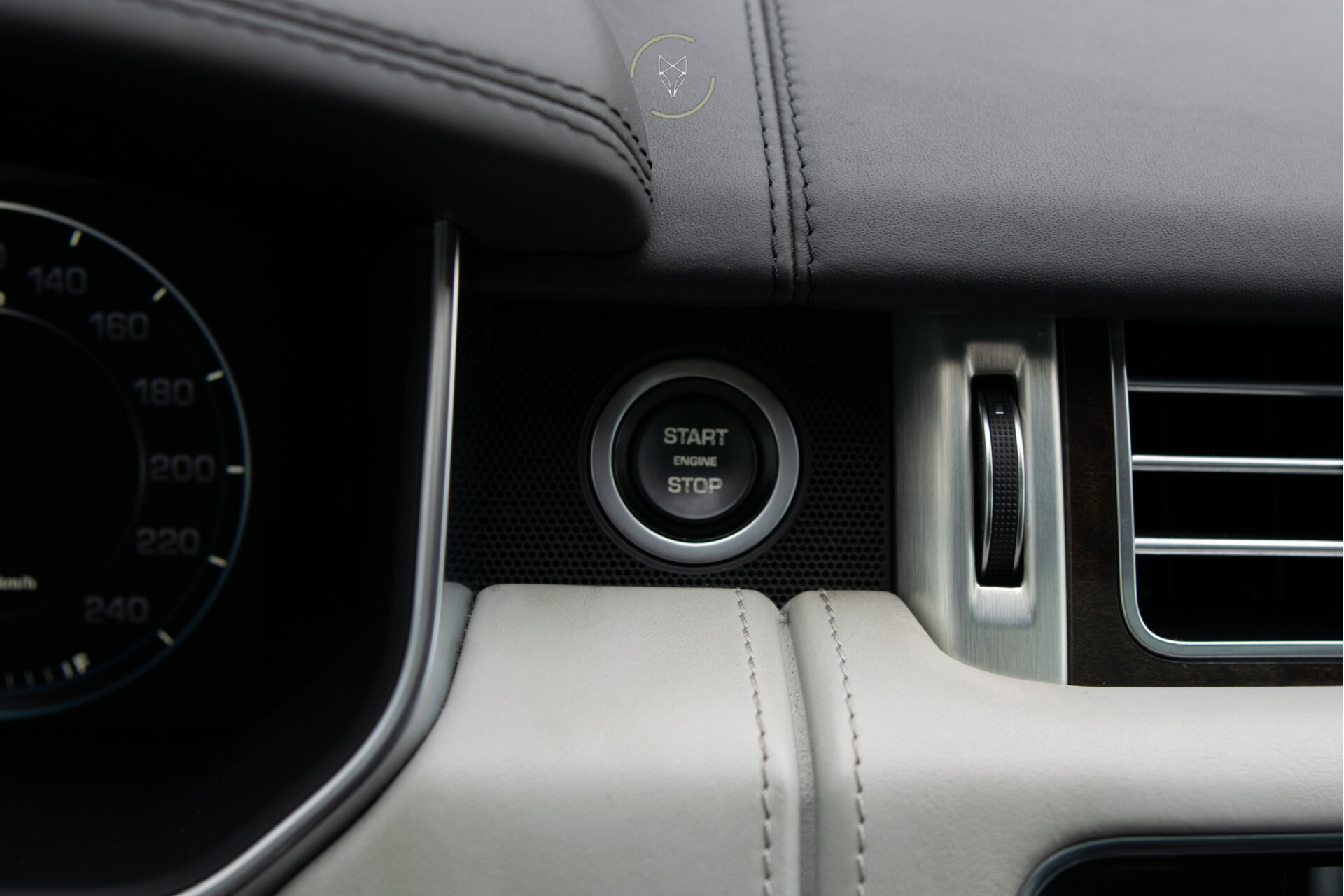 Land Rover Range Rover 4.4 SDV8 Autobiography Meridian | 360 | ACC | Keyless | Massage | 21'' | Trekhaak | Dealer onderhouden Foto 38