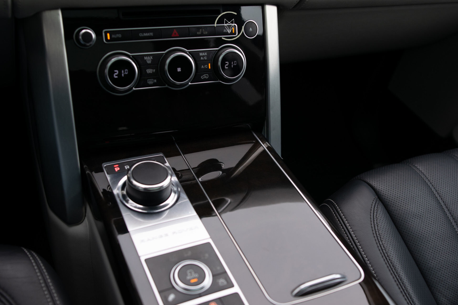 Land Rover Range Rover 4.4 SDV8 Autobiography Meridian | 360 | ACC | Keyless | Massage | 21'' | Trekhaak | Dealer onderhouden Foto 39