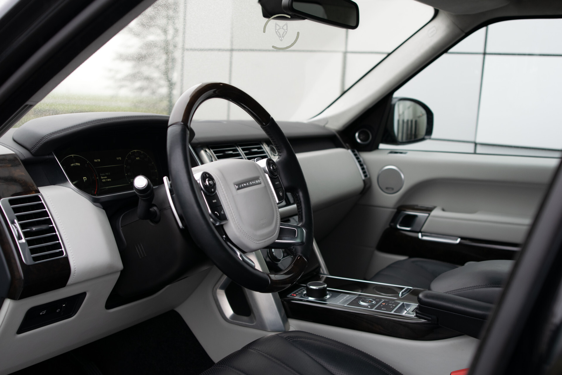 Land Rover Range Rover 4.4 SDV8 Autobiography Meridian | 360 | ACC | Keyless | Massage | 21'' | Trekhaak | Dealer onderhouden Foto 44