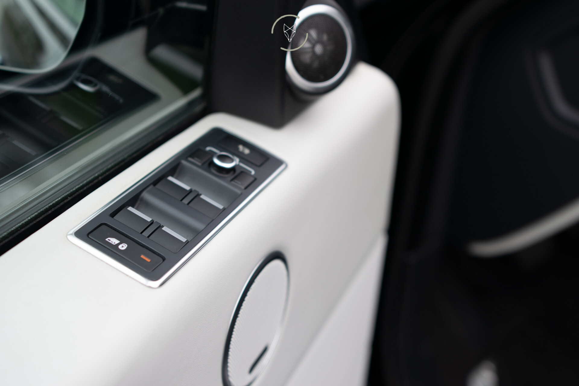 Land Rover Range Rover 4.4 SDV8 Autobiography Meridian | 360 | ACC | Keyless | Massage | 21'' | Trekhaak | Dealer onderhouden Foto 9