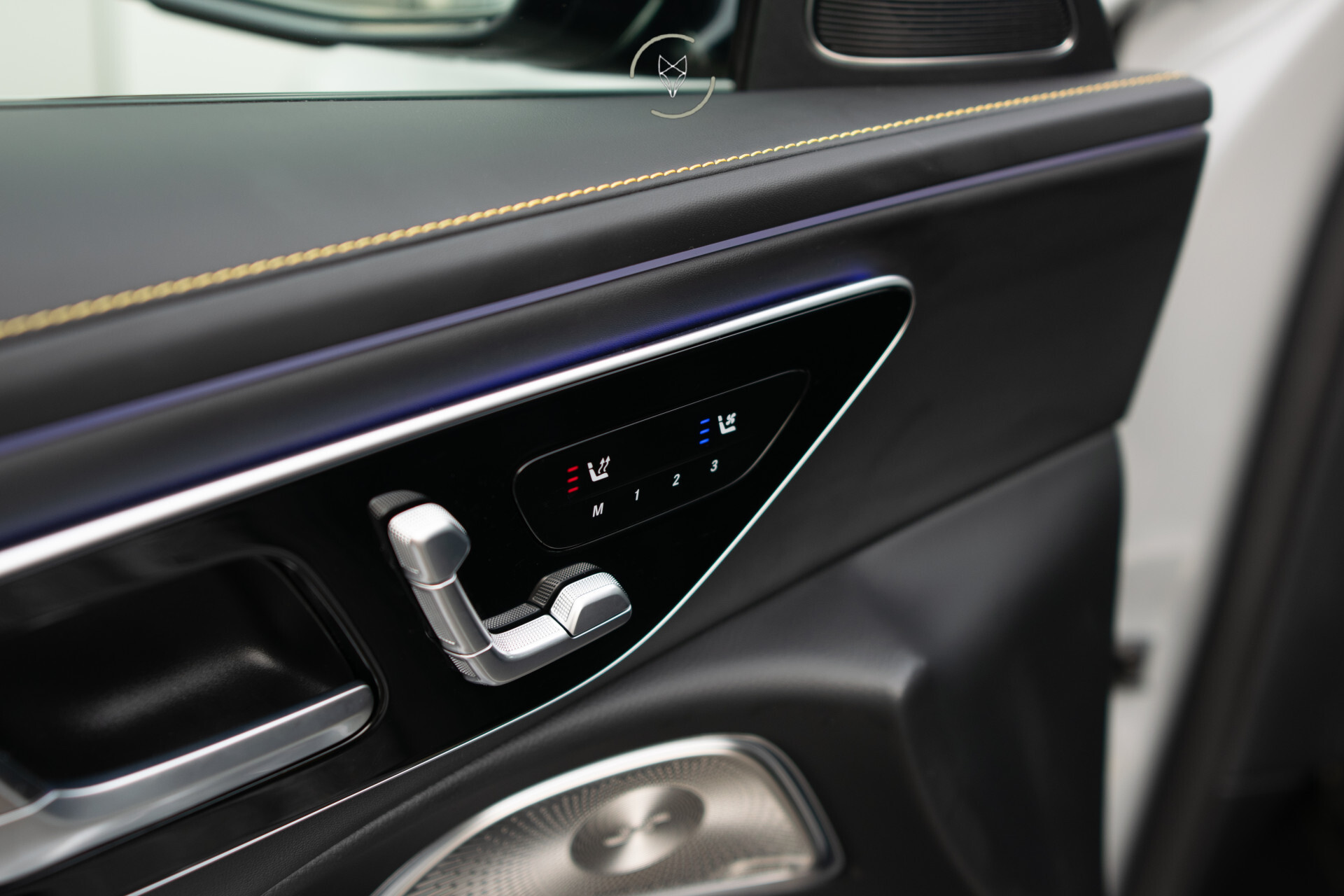 Mercedes-Benz E-Klasse AMG 53 4MATIC+ Edition 1 Alpingrau | Night | Carbon | Real Performance Sound | 360°Camera | Burmester 4D | MBUX Superscreen Foto 13