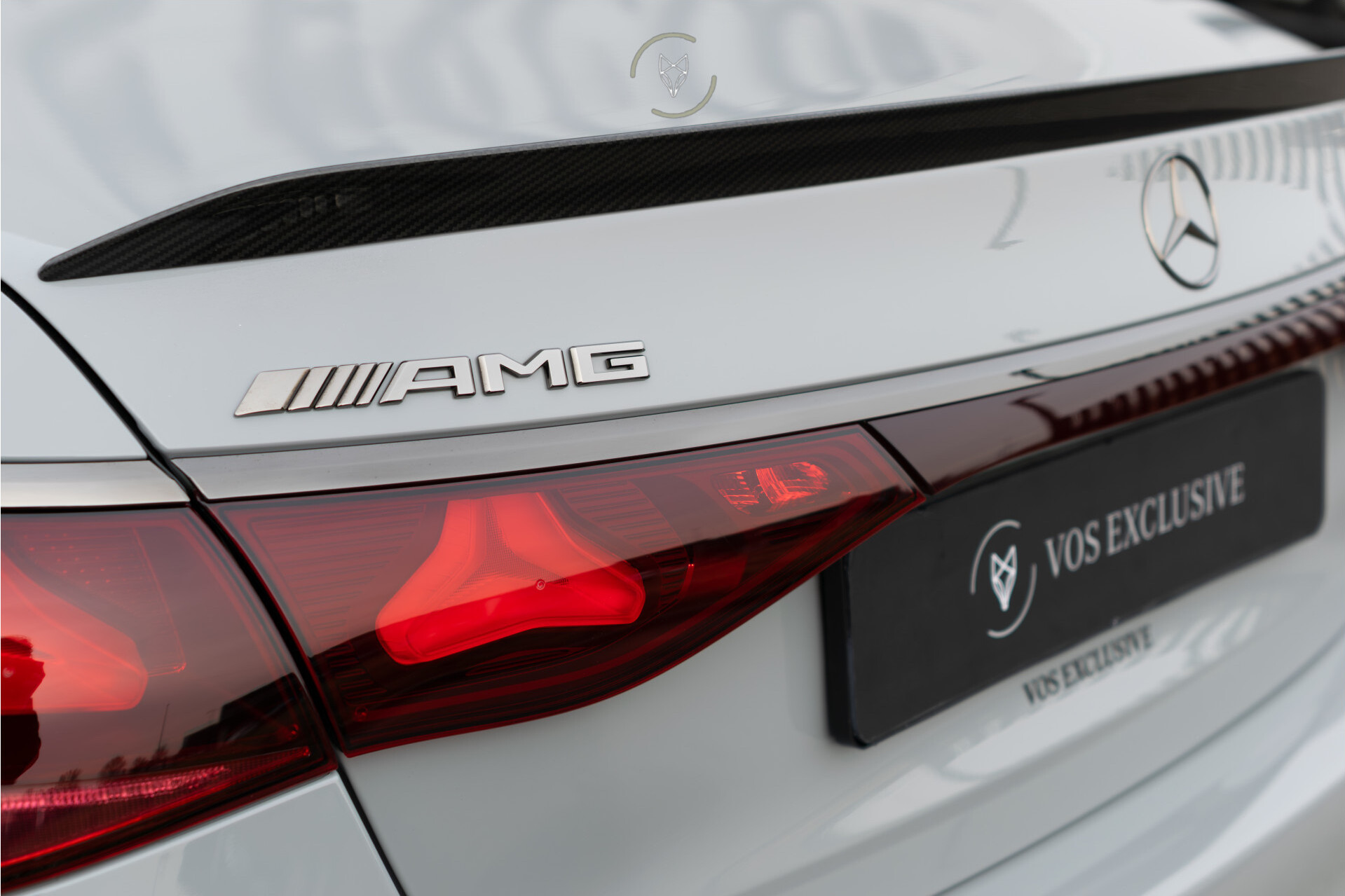 Mercedes-Benz E-Klasse AMG 53 4MATIC+ Edition 1 Alpingrau | Night | Carbon | Real Performance Sound | 360°Camera | Burmester 4D | MBUX Superscreen Foto 30