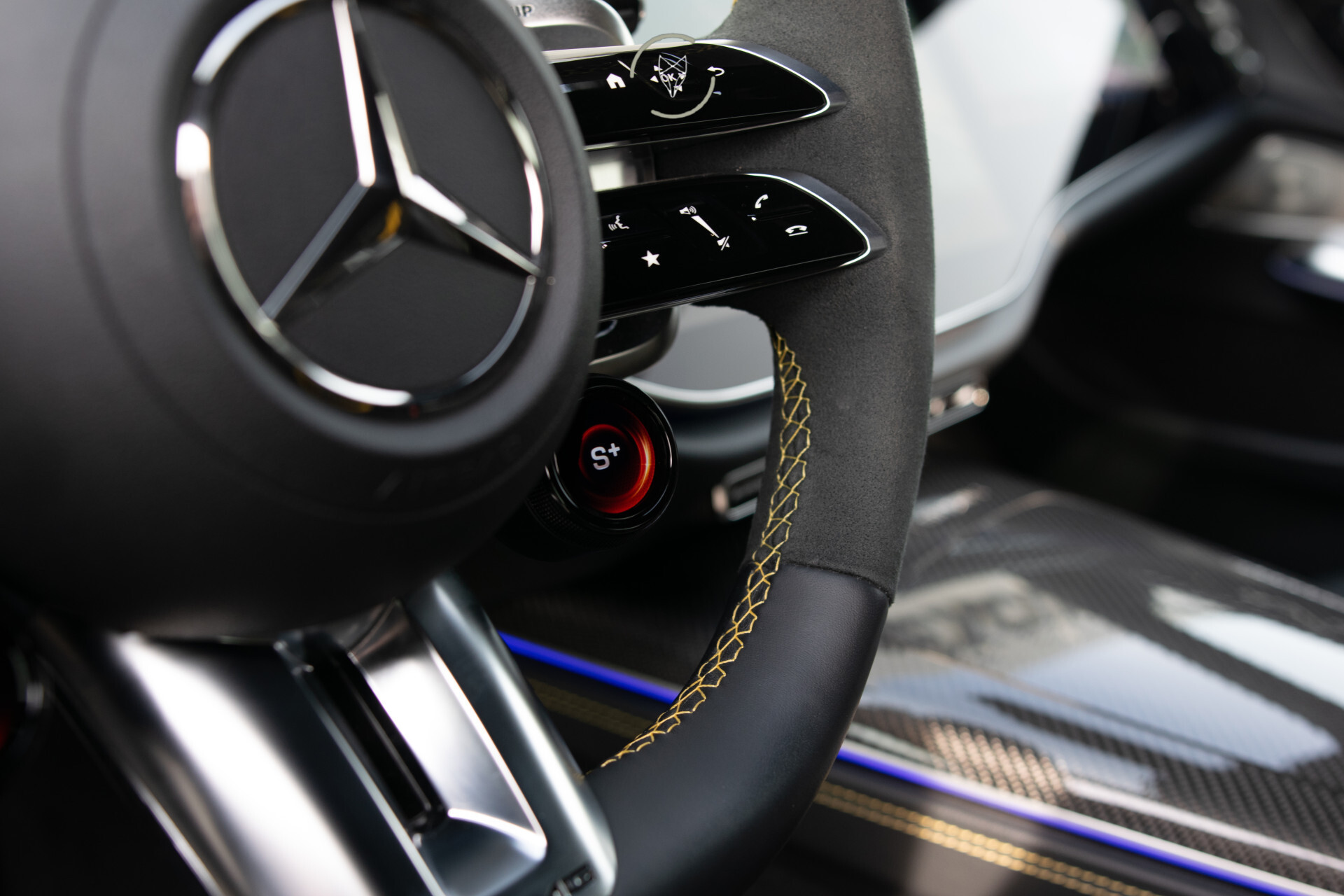 Mercedes-Benz E-Klasse AMG 53 4MATIC+ Edition 1 Alpingrau | Night | Carbon | Real Performance Sound | 360°Camera | Burmester 4D | MBUX Superscreen Foto 58