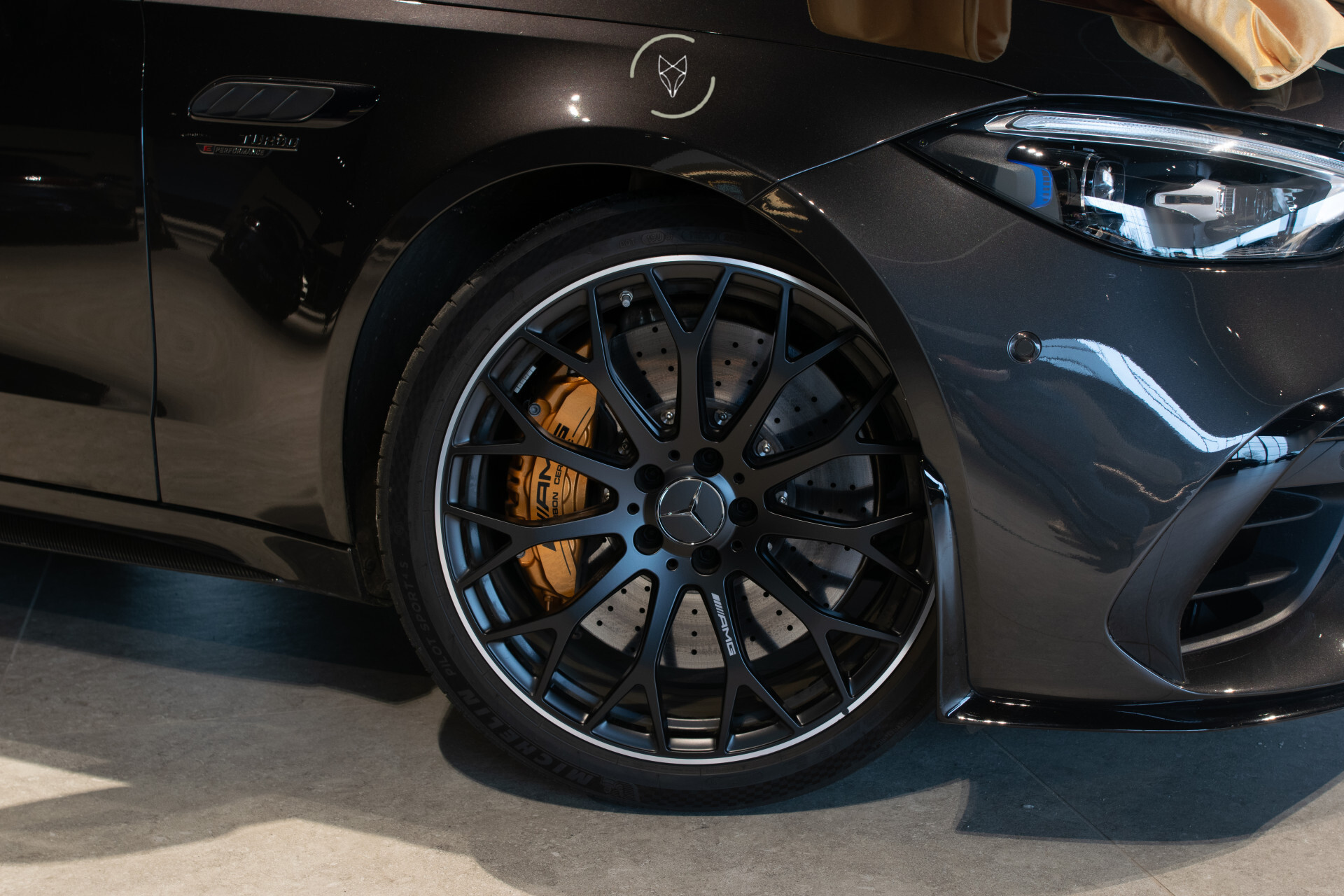 Mercedes-Benz C-Klasse AMG 63 S E Performance 4M+ 680 pk | Ceramic | Full Carbon | Aerodynamica | Night II | Performance Sound | 20" | Premium Plus Foto 2