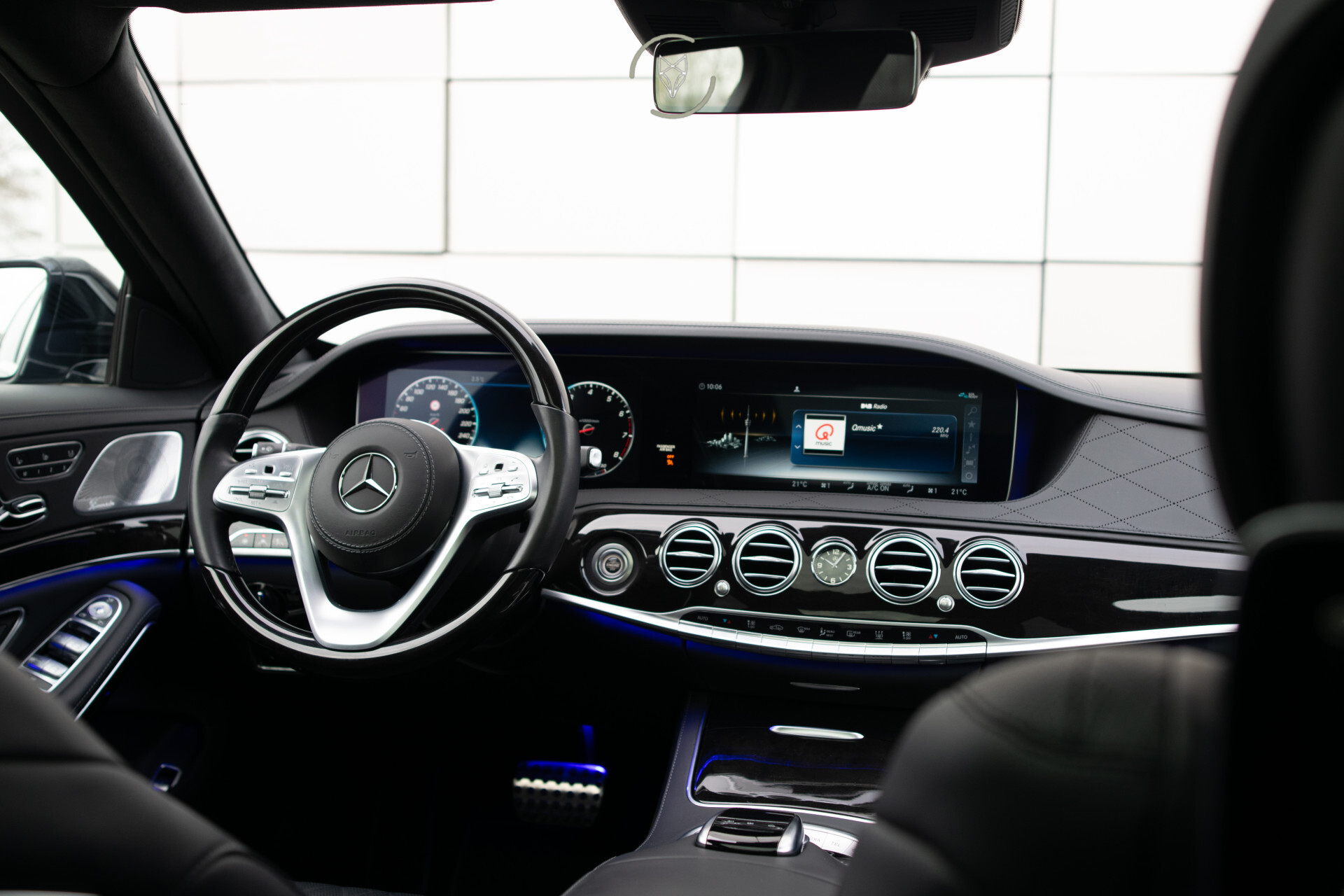 Mercedes-Benz S-Klasse 560 Lang 4-M AMG Exclusive | 4*massage/koeling | 20" | entertainment | standkachel | HUD | nachtzicht Foto 12