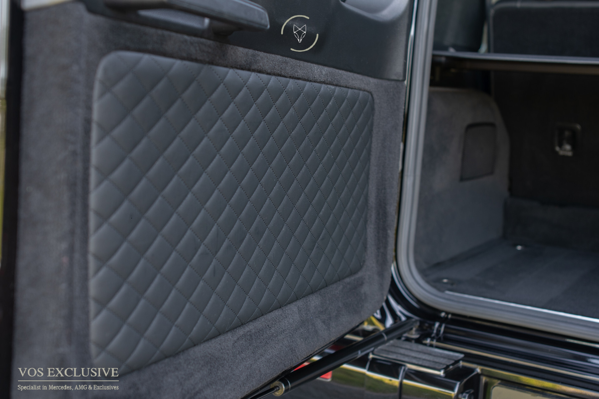 Mercedes-Benz G-Klasse 63 AMG Carbon | Manufaktur | Capristo | ACC | Massage | Entertainment | Standkachel | Night | 22" | Driver's Package Foto 44