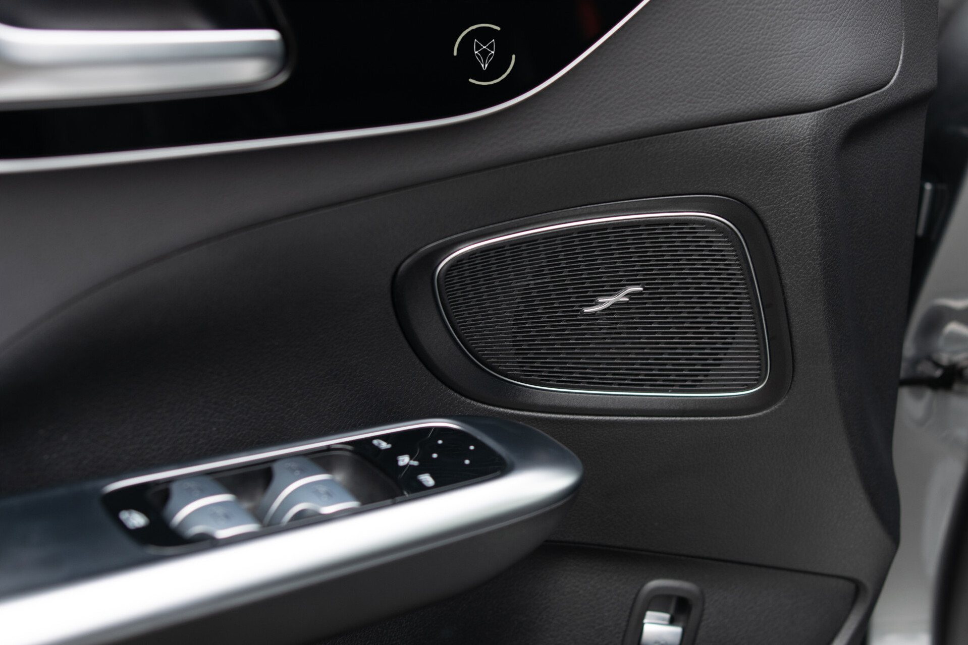 Mercedes-Benz C-Klasse Estate 300 AMG Night Massage | ACC | Keyless | Pano | 360 | Soundsysteem | LED | 19" | New Service Foto 12