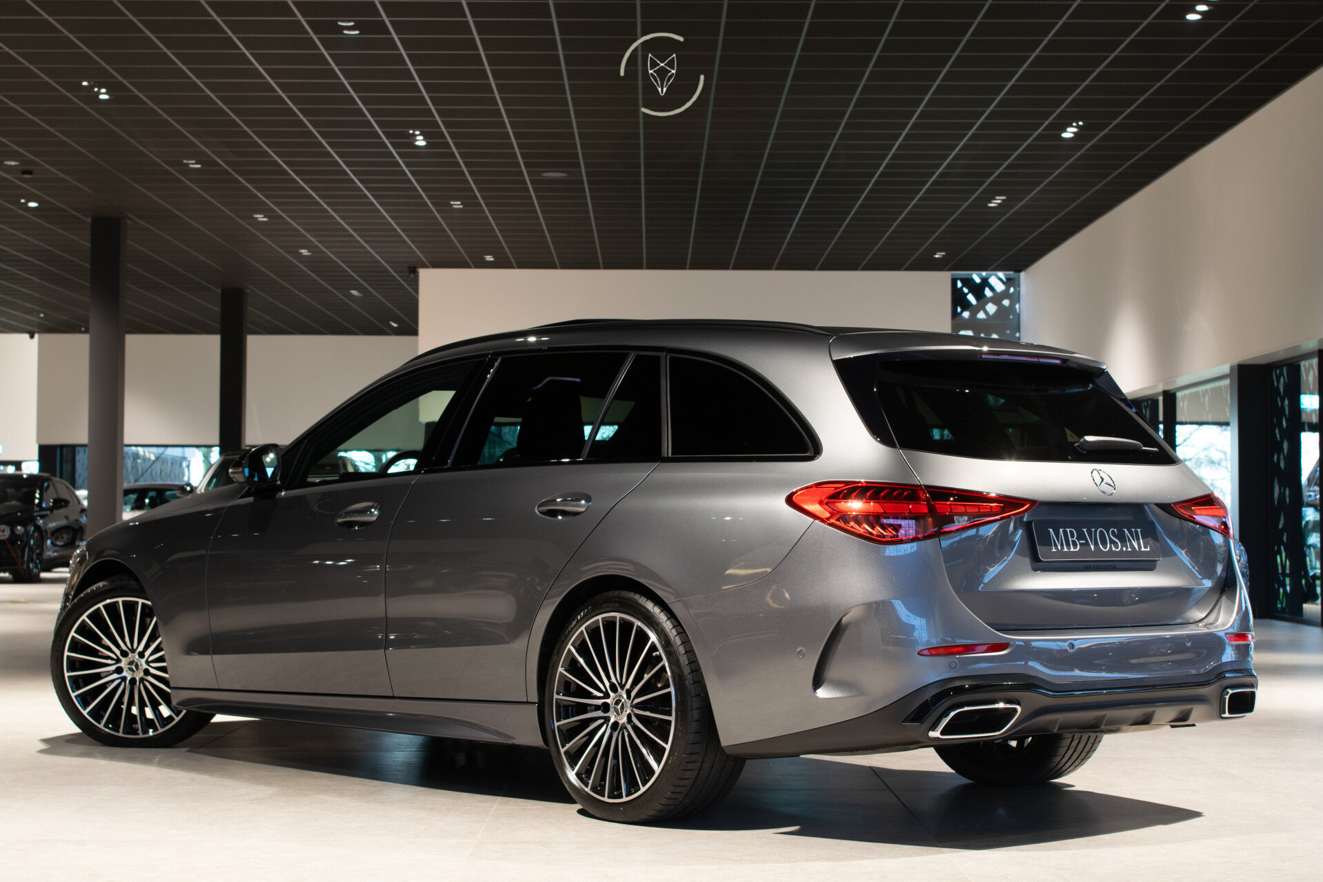 Mercedes-Benz C-Klasse Estate 300 AMG Night Massage | ACC | Keyless | Pano | 360 | Soundsysteem | LED | 19" | New Service Foto 2