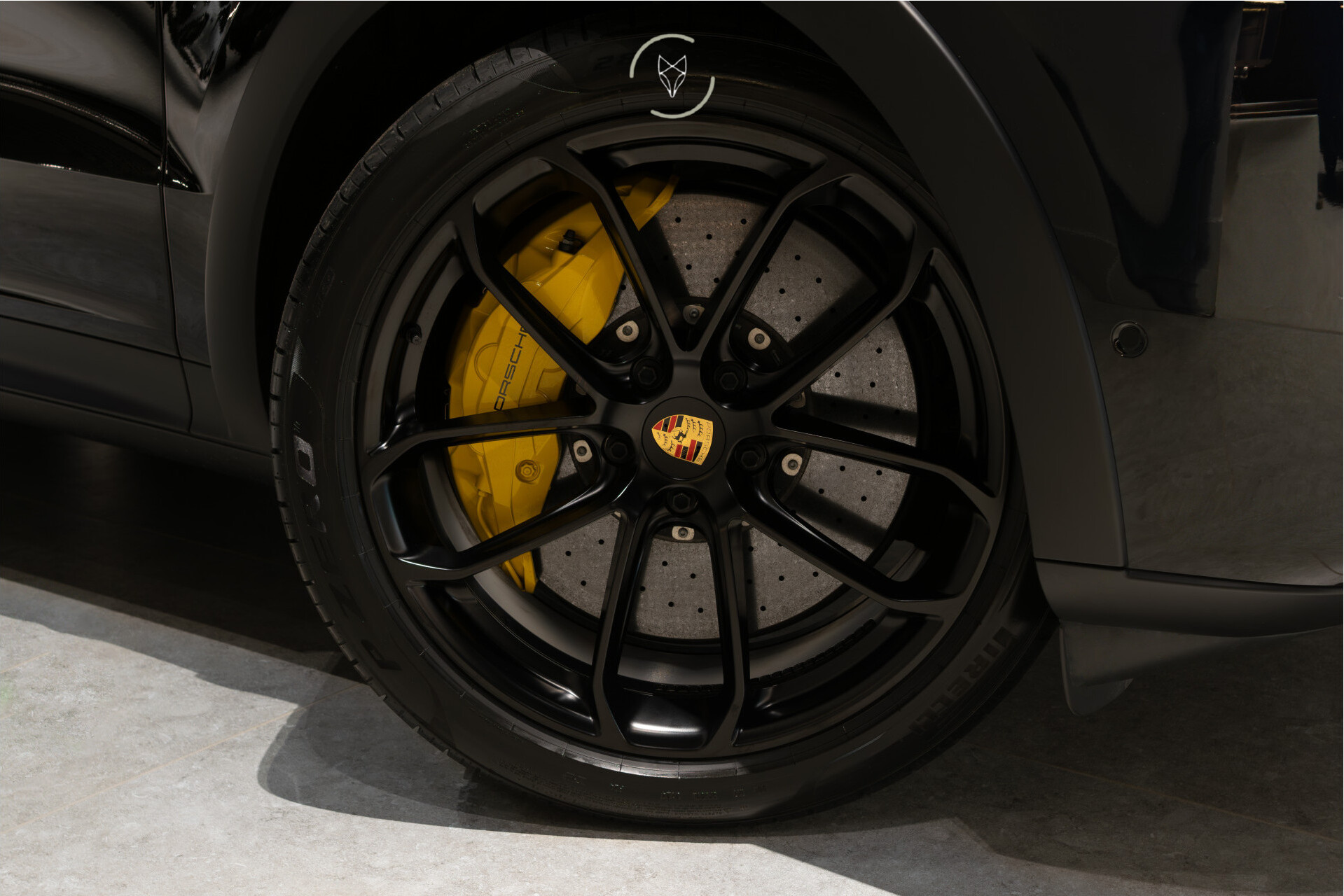 Porsche Cayenne Coupé 4.0 Turbo E-Hybrid GT Full Carbon | Ceramic | Passenger Display | Rear Entertainment | Innodrive | Keyless | Softclose Foto 3