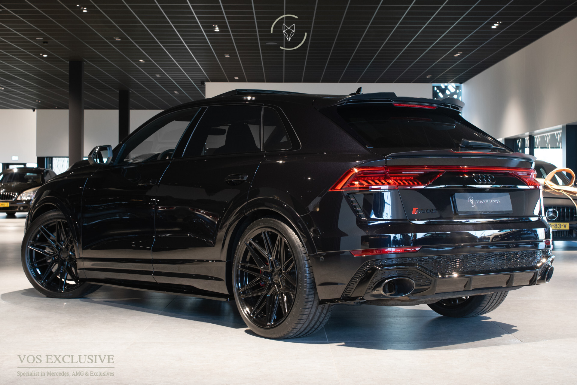 Audi RSQ8 4.0 TFSI Quattro 23'' Vossen | Ceramic | Carbon | Aeropakket | B&O 3D | RS Dynamic | 4-wielsturing | ACC | HUD | Keyless | Trekhaak | Softclose Foto 2