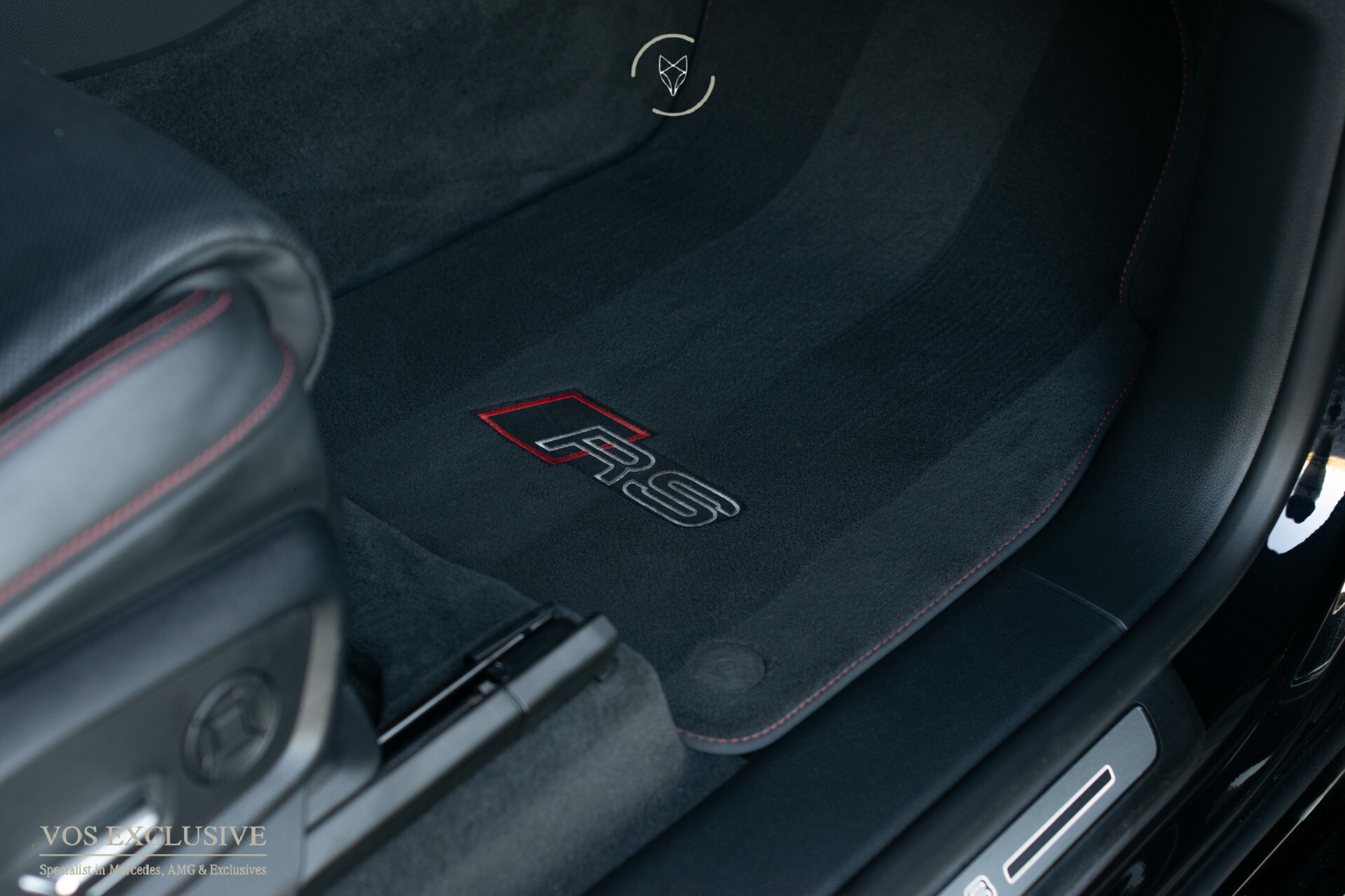 Audi RSQ8 4.0 TFSI Quattro 23'' Vossen | Ceramic | Carbon | Aeropakket | B&O 3D | RS Dynamic | 4-wielsturing | ACC | HUD | Keyless | Trekhaak | Softclose Foto 22