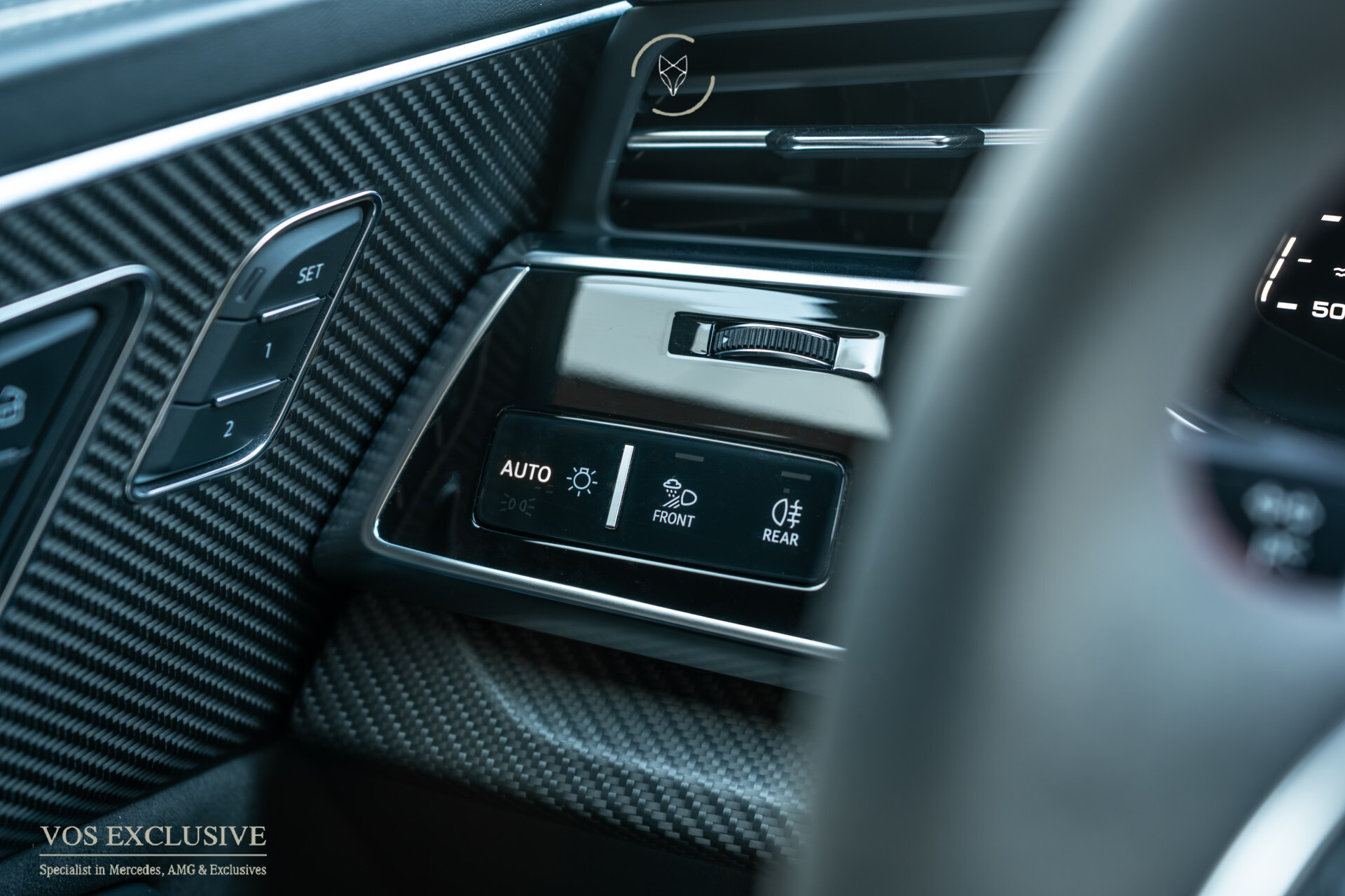 Audi RSQ8 4.0 TFSI Quattro 23'' Vossen | Ceramic | Carbon | Aeropakket | B&O 3D | RS Dynamic | 4-wielsturing | ACC | HUD | Keyless | Trekhaak | Softclose Foto 25