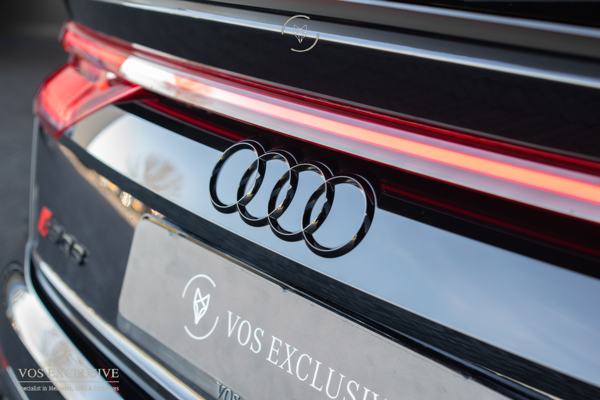 Audi RSQ8 4.0 TFSI Quattro 23'' Vossen | Ceramic | Carbon | Aeropakket | B&O 3D | RS Dynamic | 4-wielsturing | ACC | HUD | Keyless | Trekhaak | Softclose Foto 28