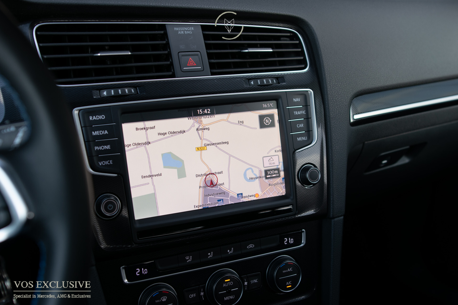 Volkswagen Golf 1.4 TSI GTE Executive Plus | 1ste eigenaar | New Service | Trekhaak | Sportstoelen | LED | 18" | ECC | SOH 83% | Cruise Control Foto 18