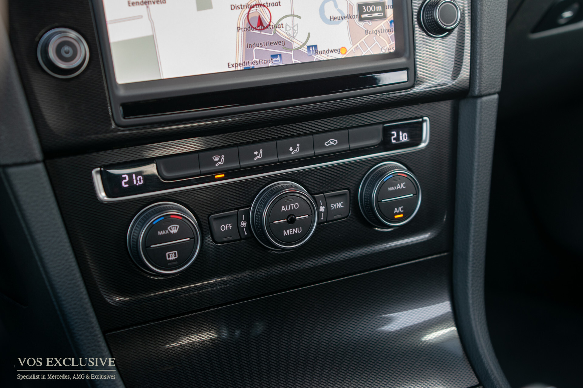 Volkswagen Golf 1.4 TSI GTE Executive Plus | 1ste eigenaar | New Service | Trekhaak | Sportstoelen | LED | 18" | ECC | SOH 83% | Cruise Control Foto 22