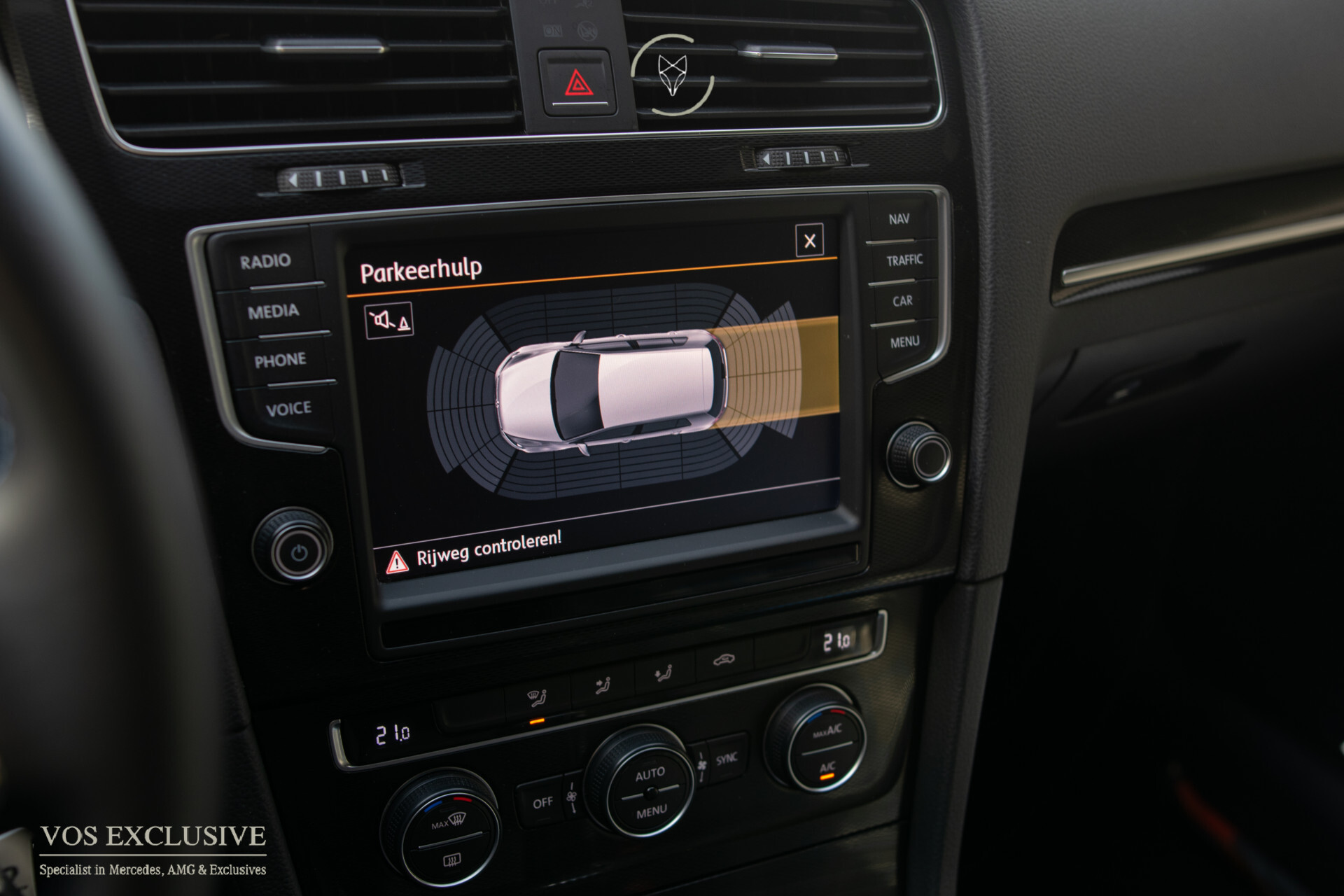 Volkswagen Golf 1.4 TSI GTE Executive Plus | 1ste eigenaar | New Service | Trekhaak | Sportstoelen | LED | 18" | ECC | SOH 83% | Cruise Control Foto 43