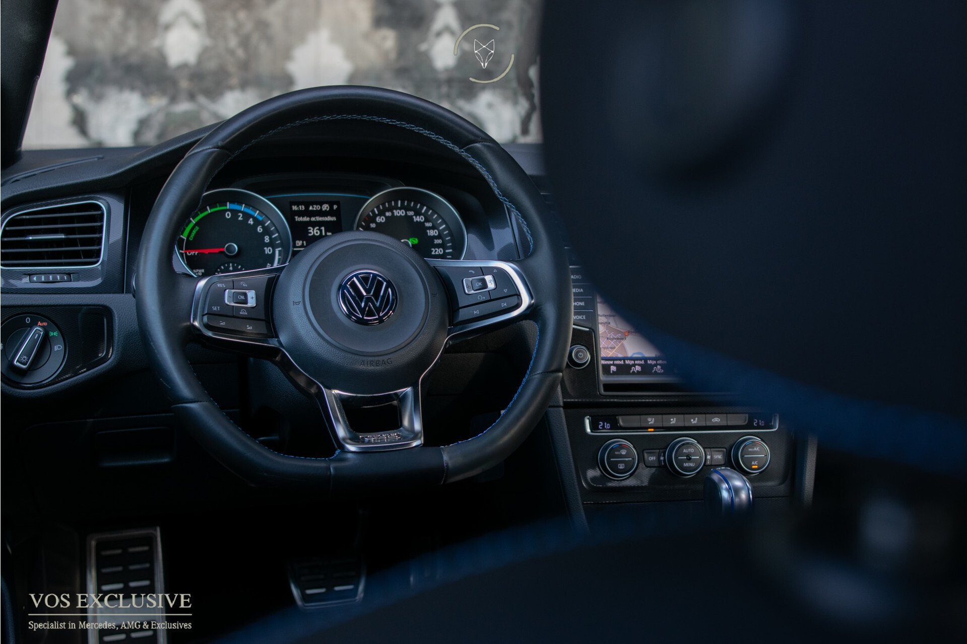 Volkswagen Golf 1.4 TSI GTE Executive Plus | 1ste eigenaar | New Service | Trekhaak | Sportstoelen | LED | 18" | ECC | SOH 83% | Cruise Control Foto 49